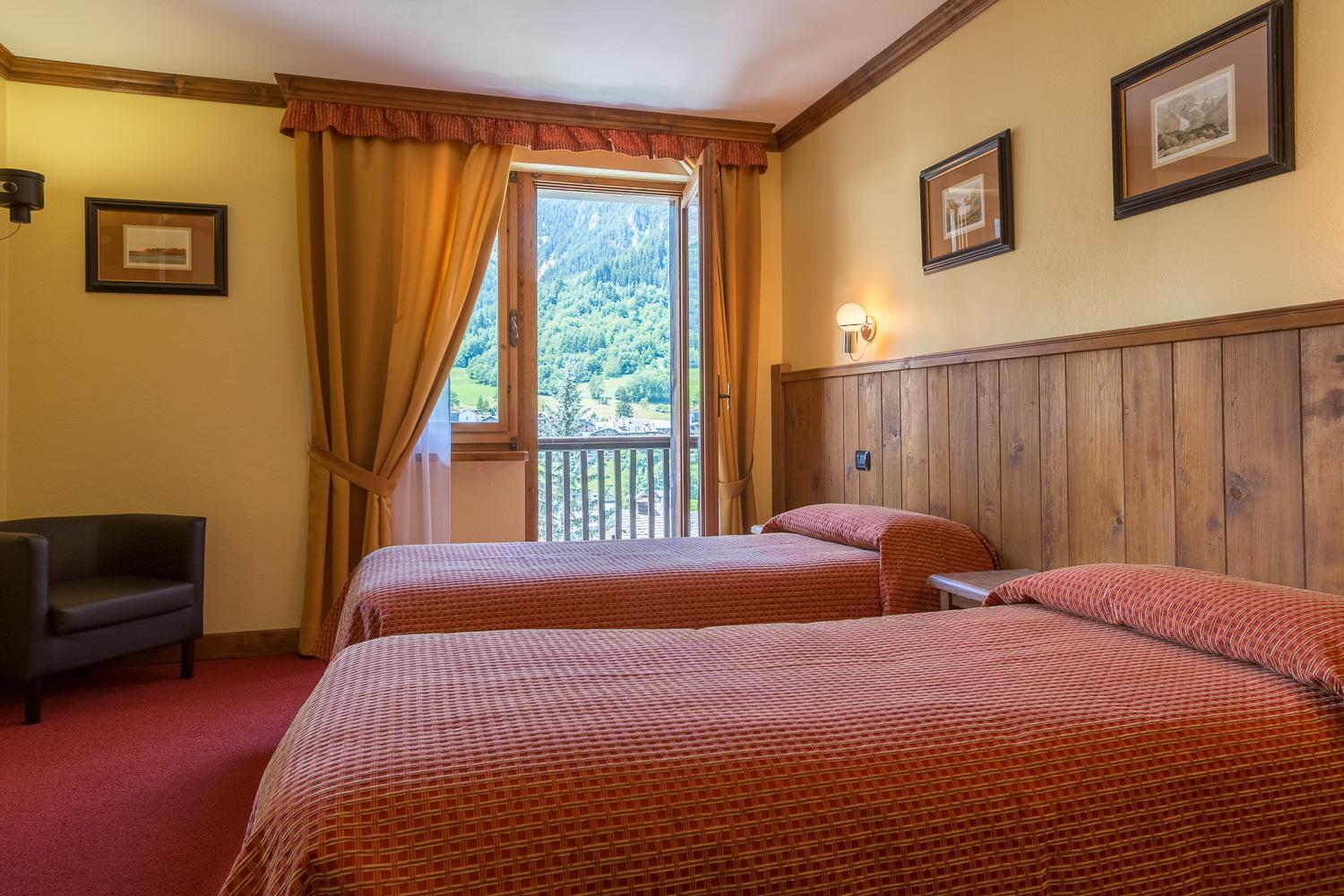Superior Double or Twin Room with Balcony