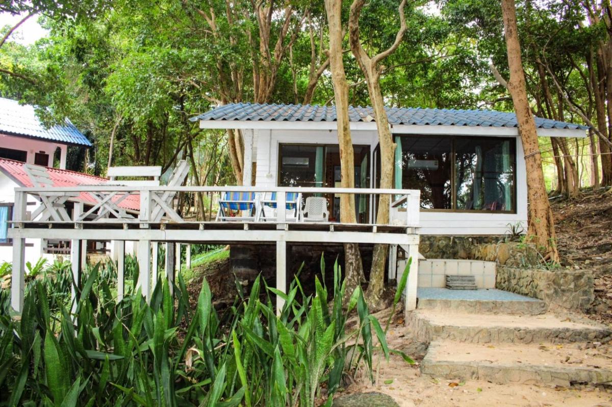 Double Room with Balcony and Sea View photo 3