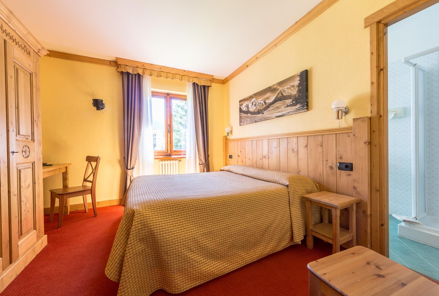 Classic Double or Twin Room with Balcony photo 3
