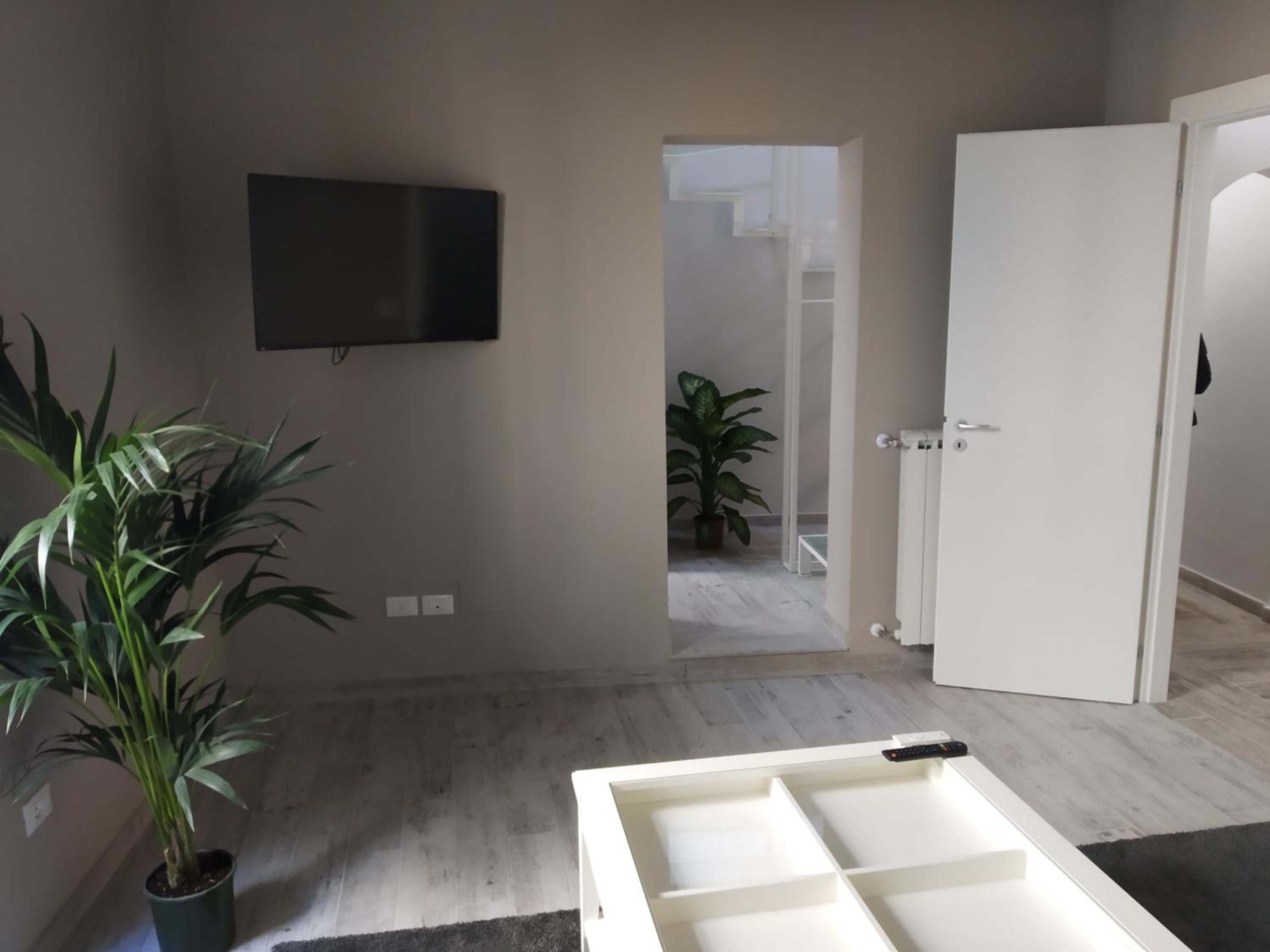 Standard Suite - Photo 21