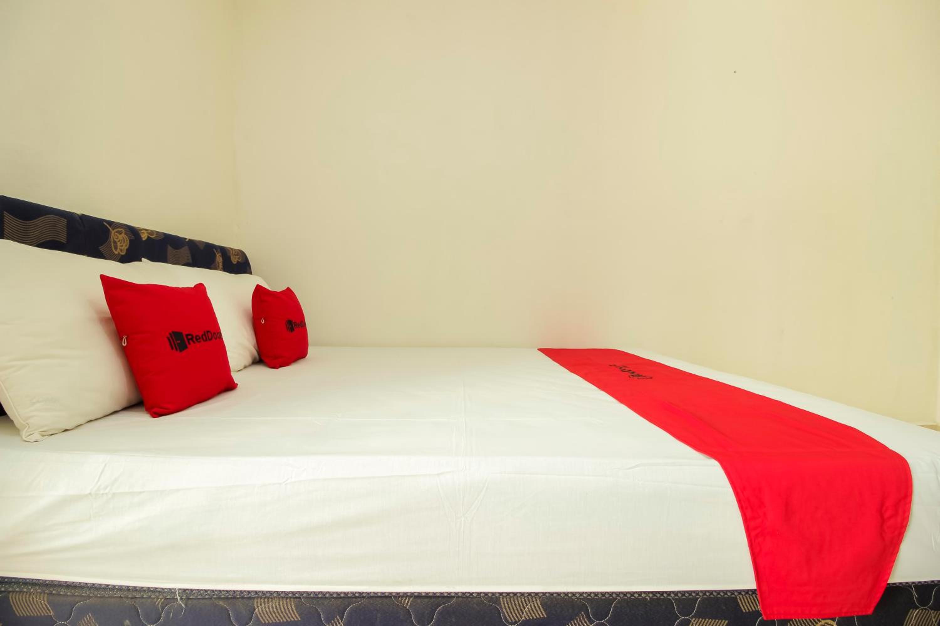 Double Room - Photo 4