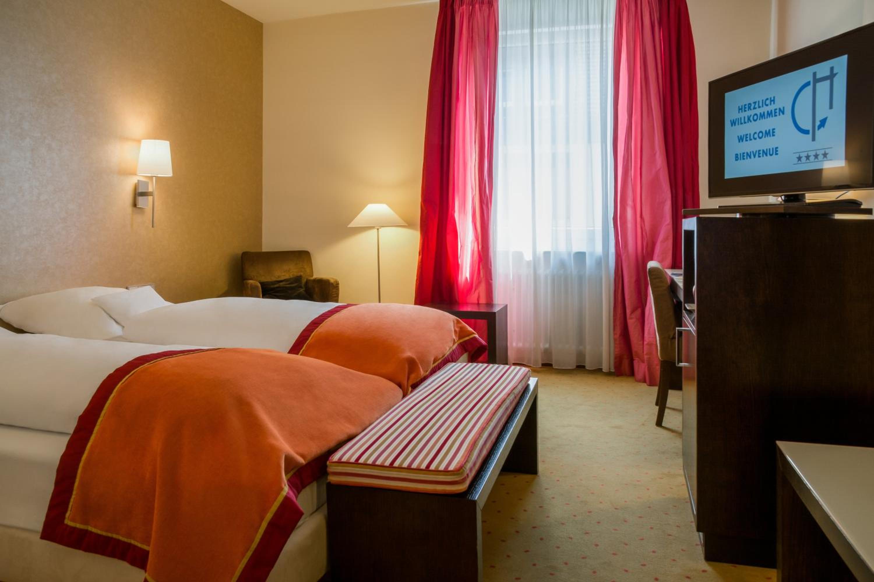 Standard Double Room - Photo 5