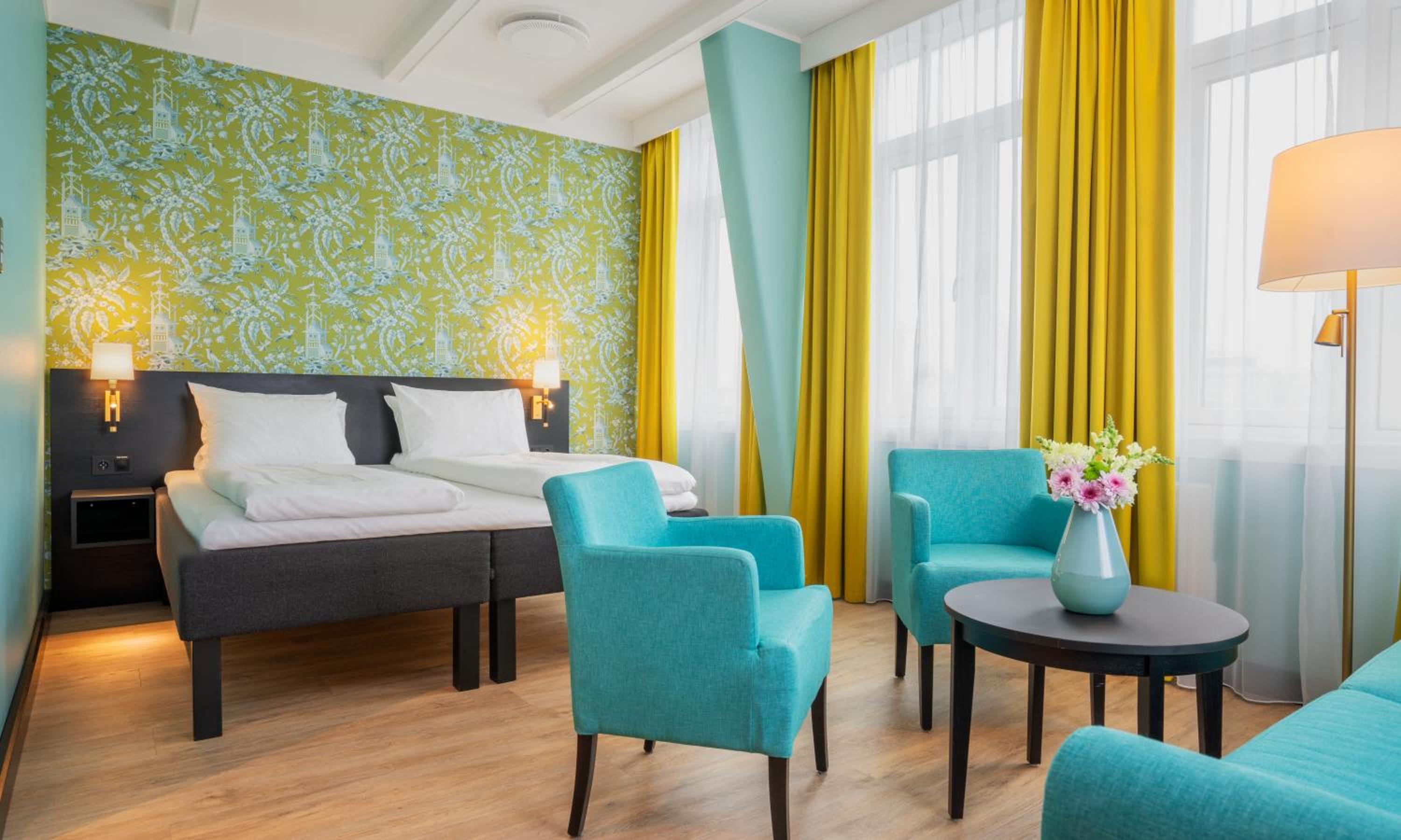 Business Double Room - Photo 2
