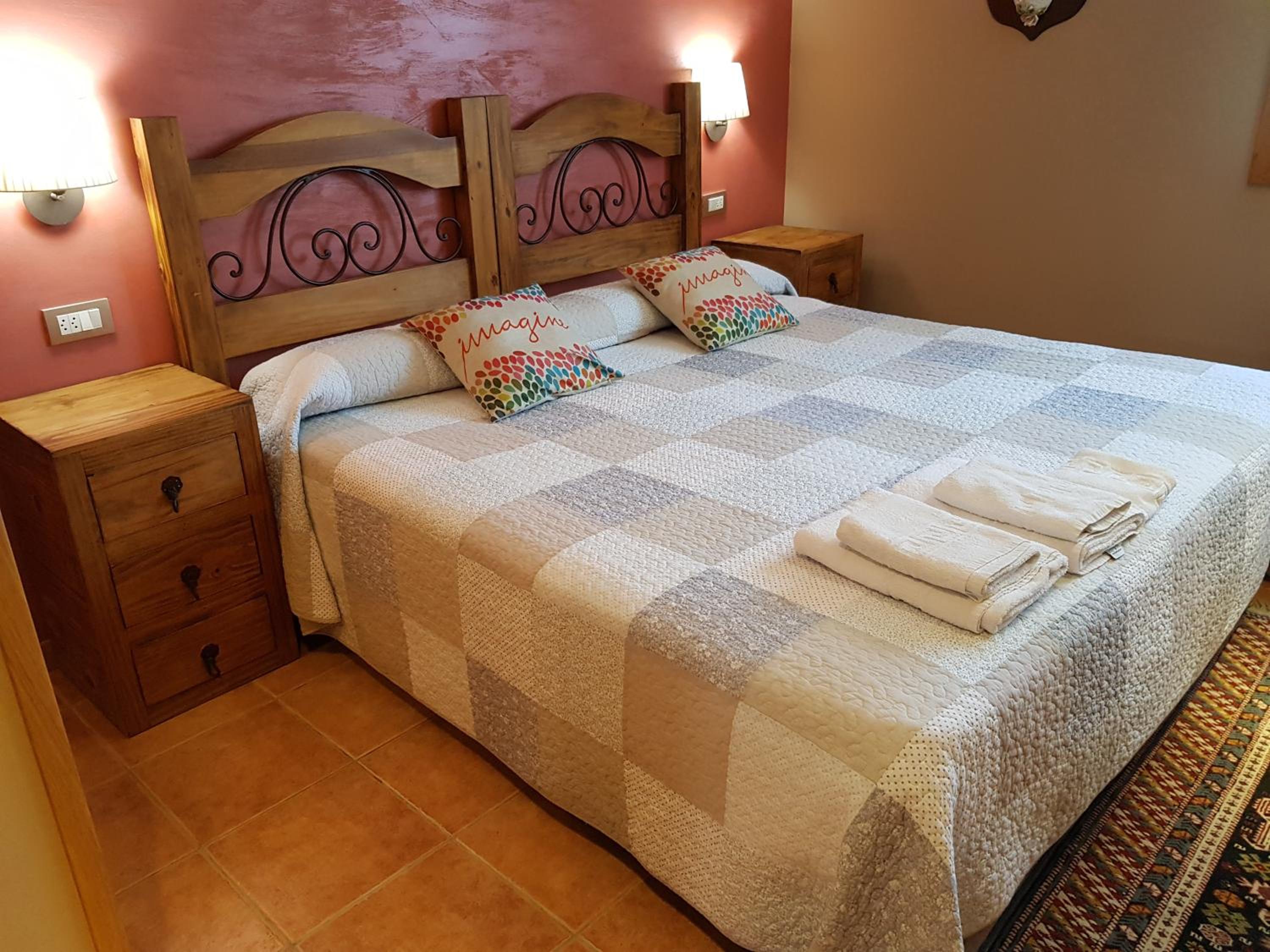 Habitación Doble o Twin Deluxe con Vista a la Piscina