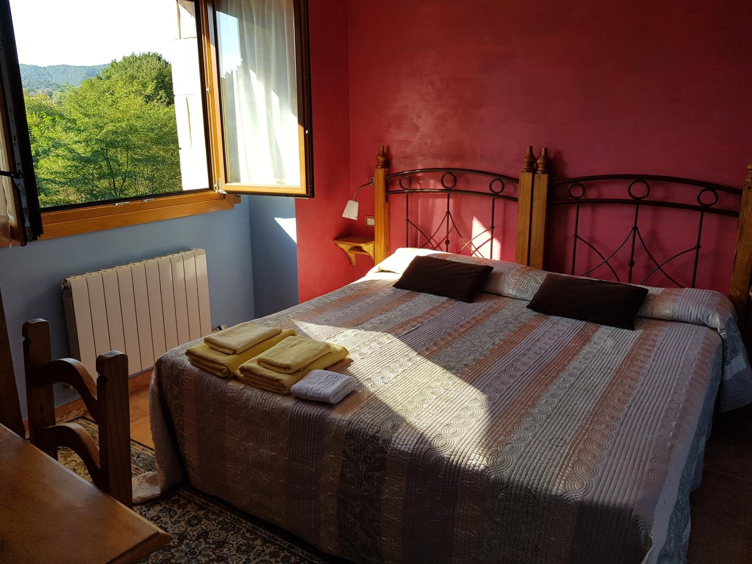 Standard Double or Twin Room with Garden View - Photo 4