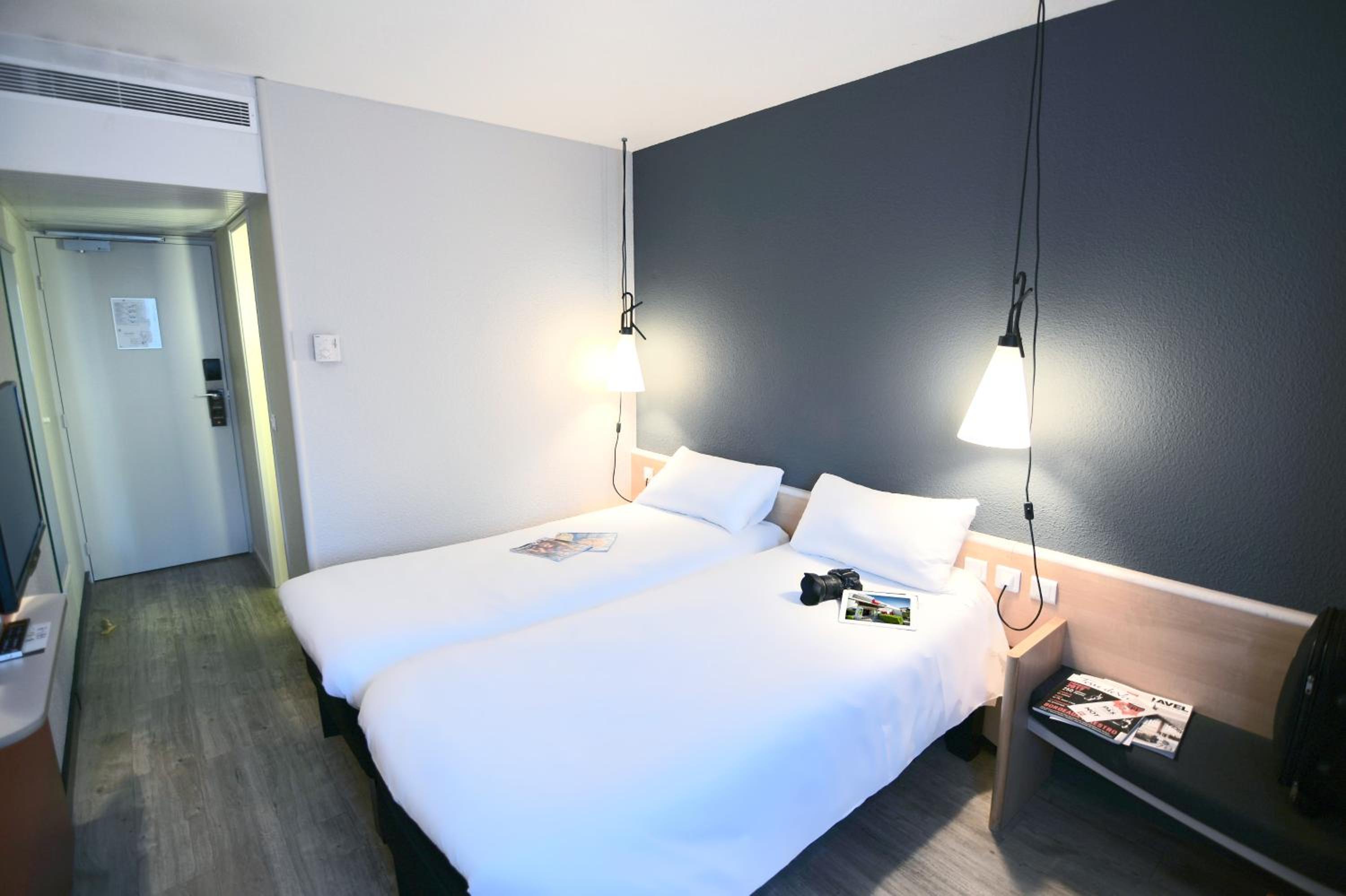 Standard Twin Room photo 1