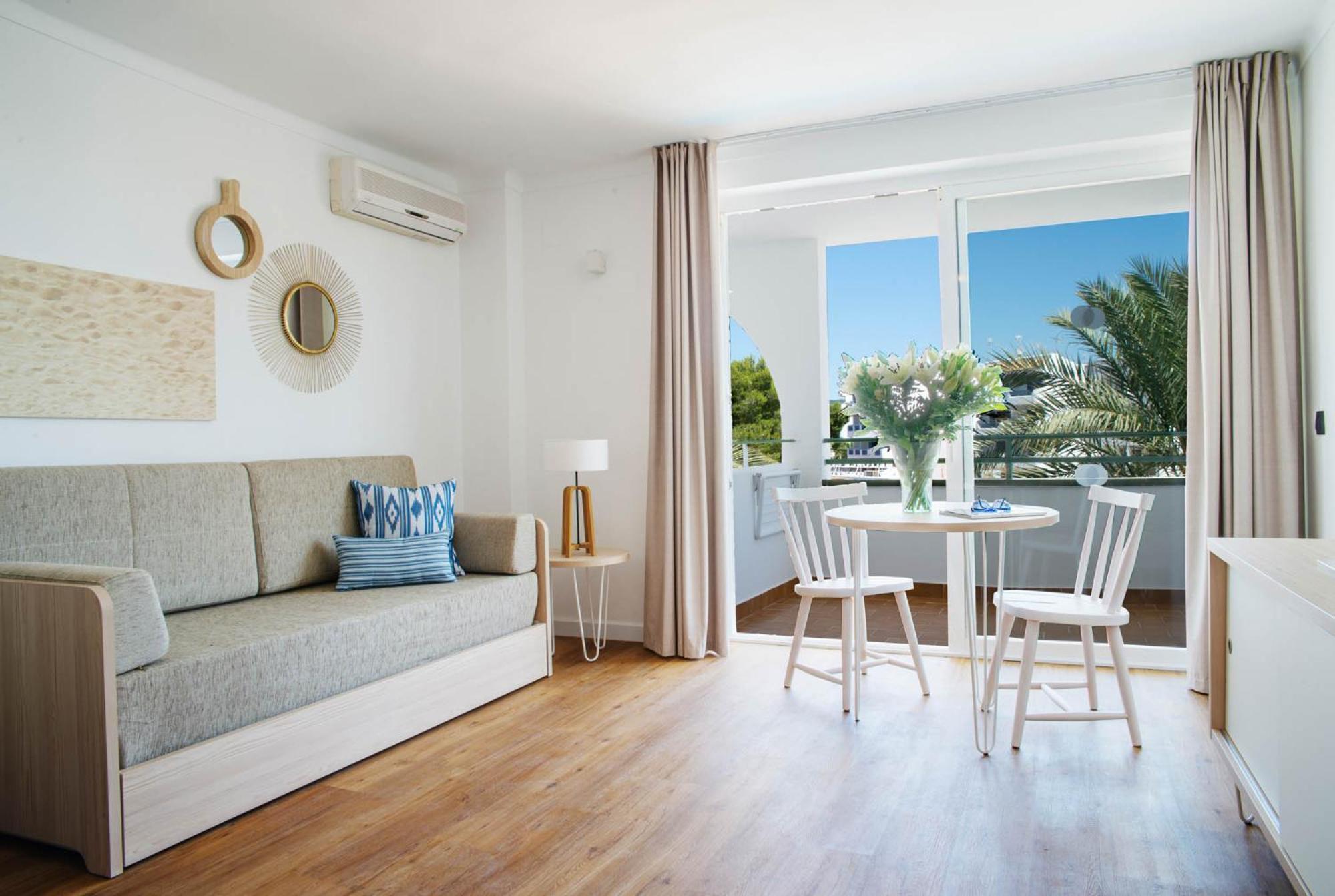 Two-Bedroom Apartment (4 Adults + 2 Children) thumbnail 5