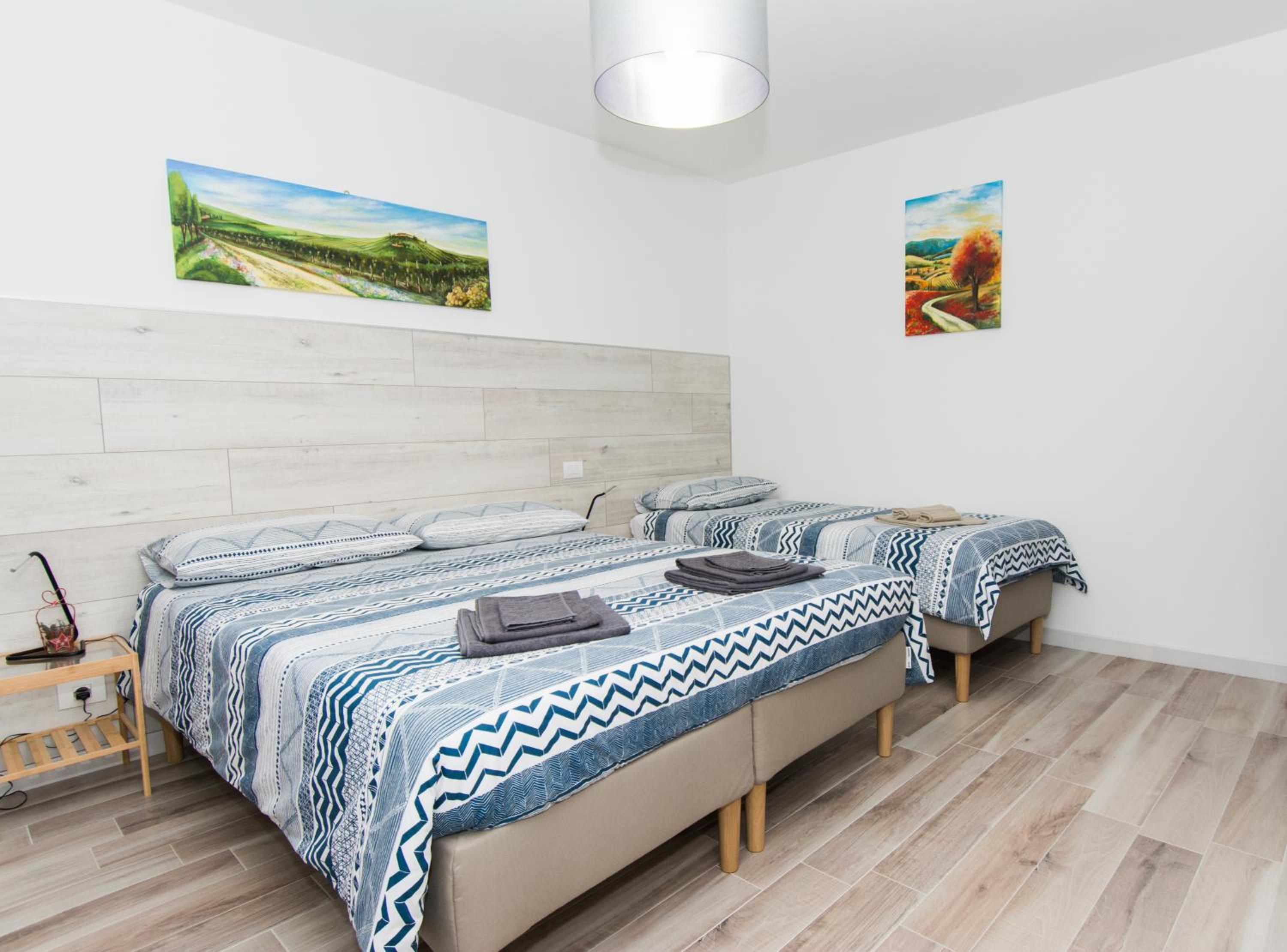 Triple Room with Private Bathroom photo 2