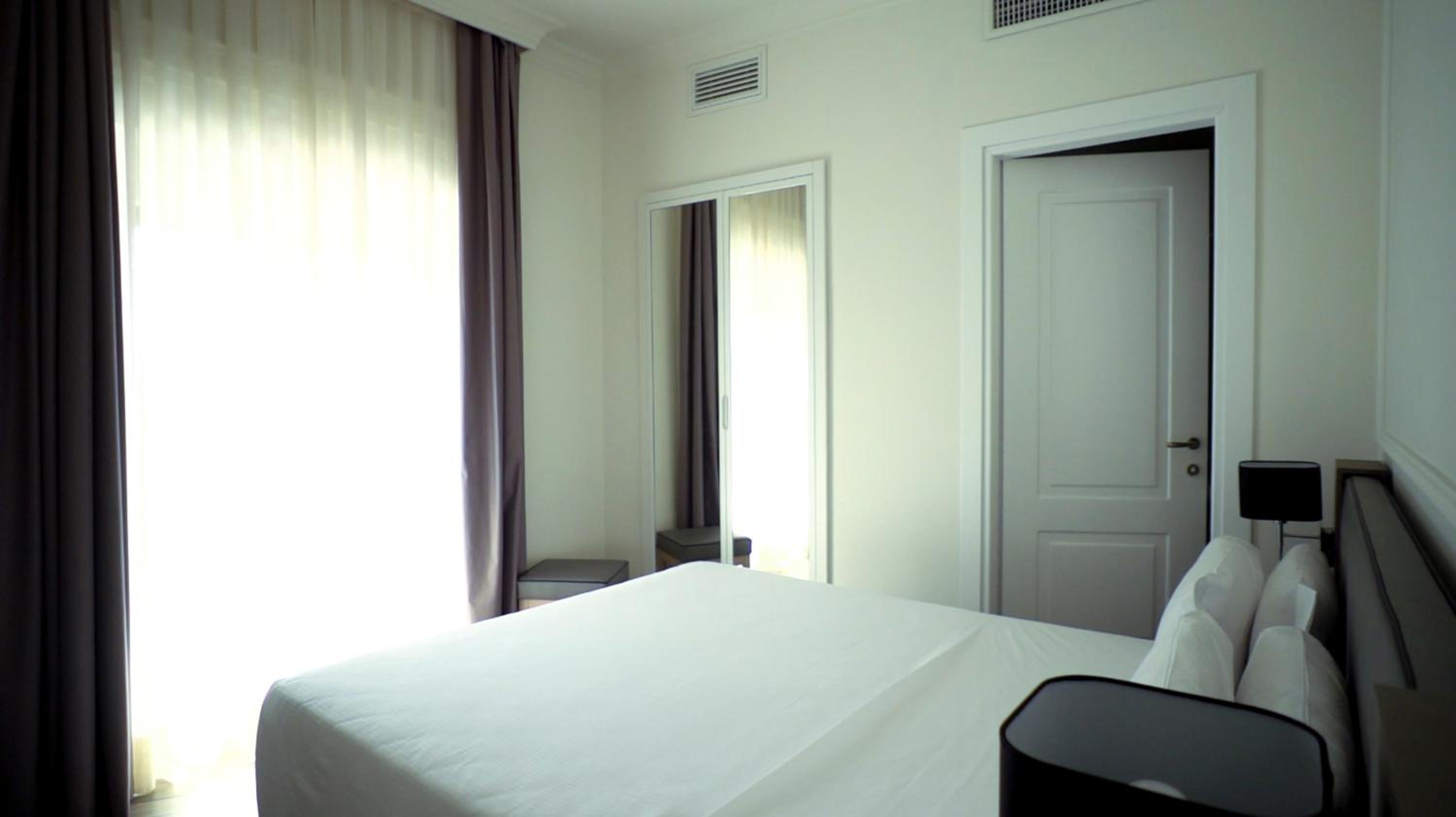 Superior Queen Room photo 2