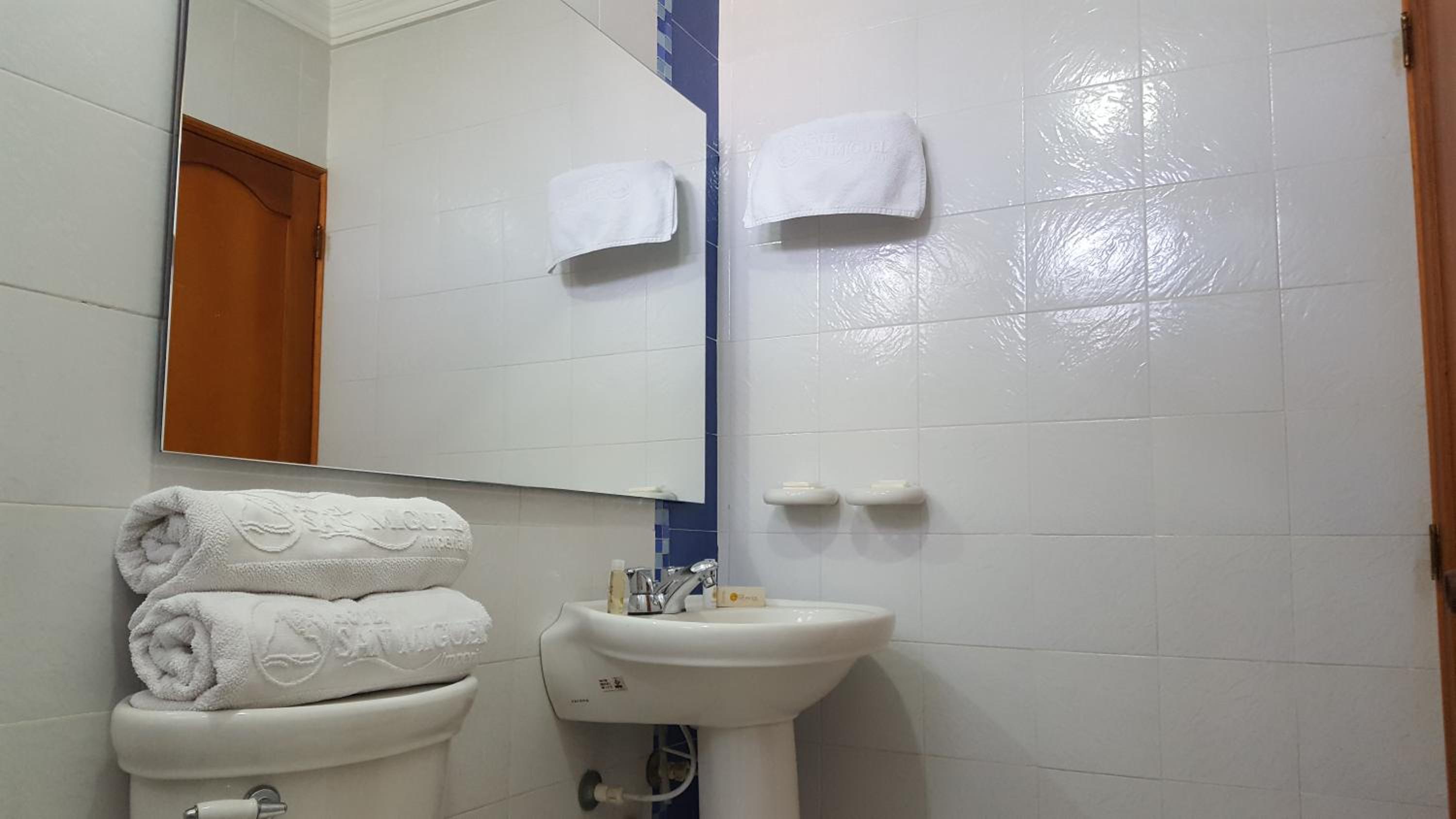 Standard Triple Room - Photo 6