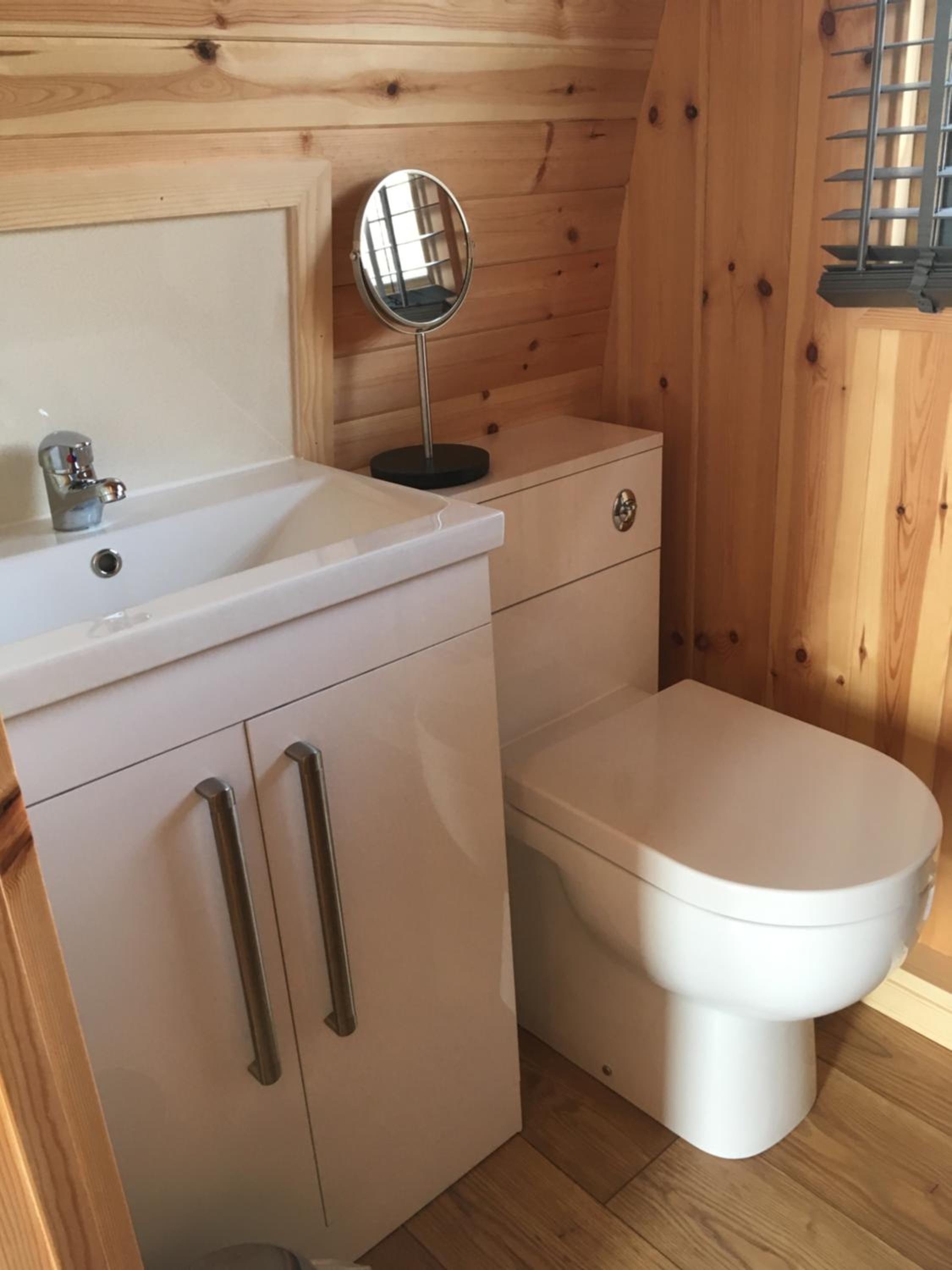 Triple Room with Private Bathroom photo 3