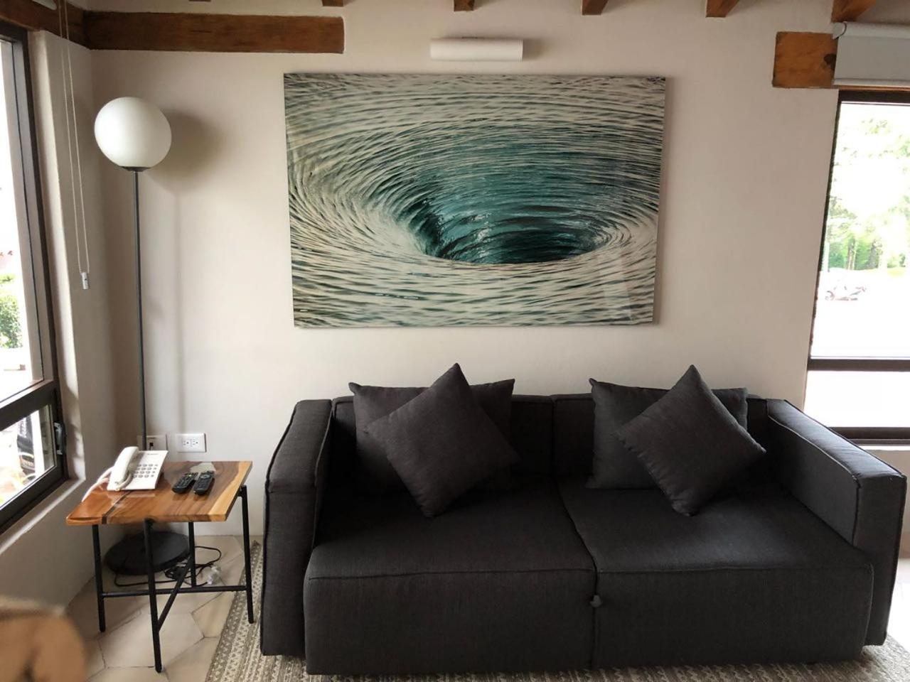 Family Room - Photo 3