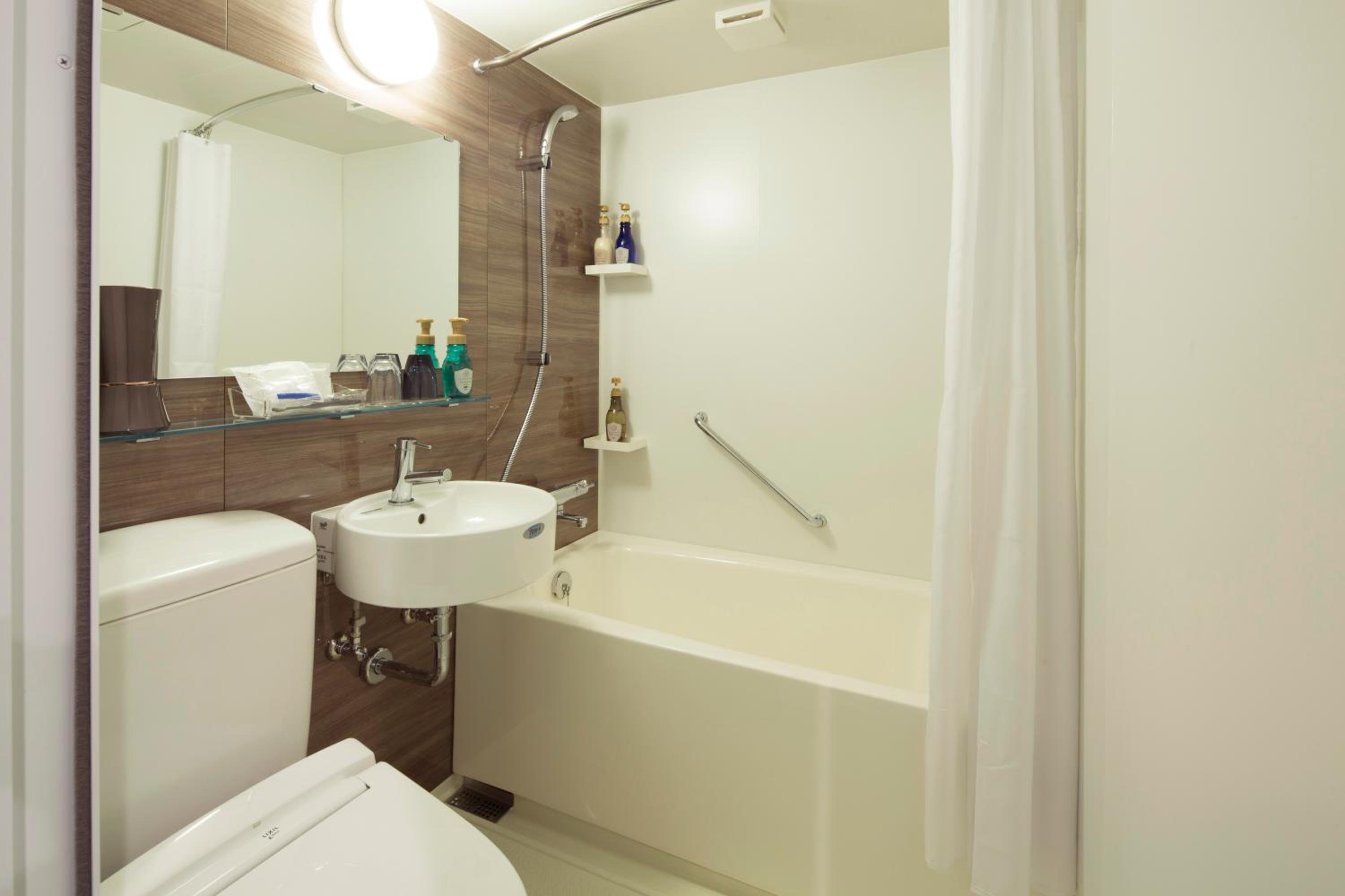 Standard Twin Room (1 Adult) - Non-Smoking - Photo 5