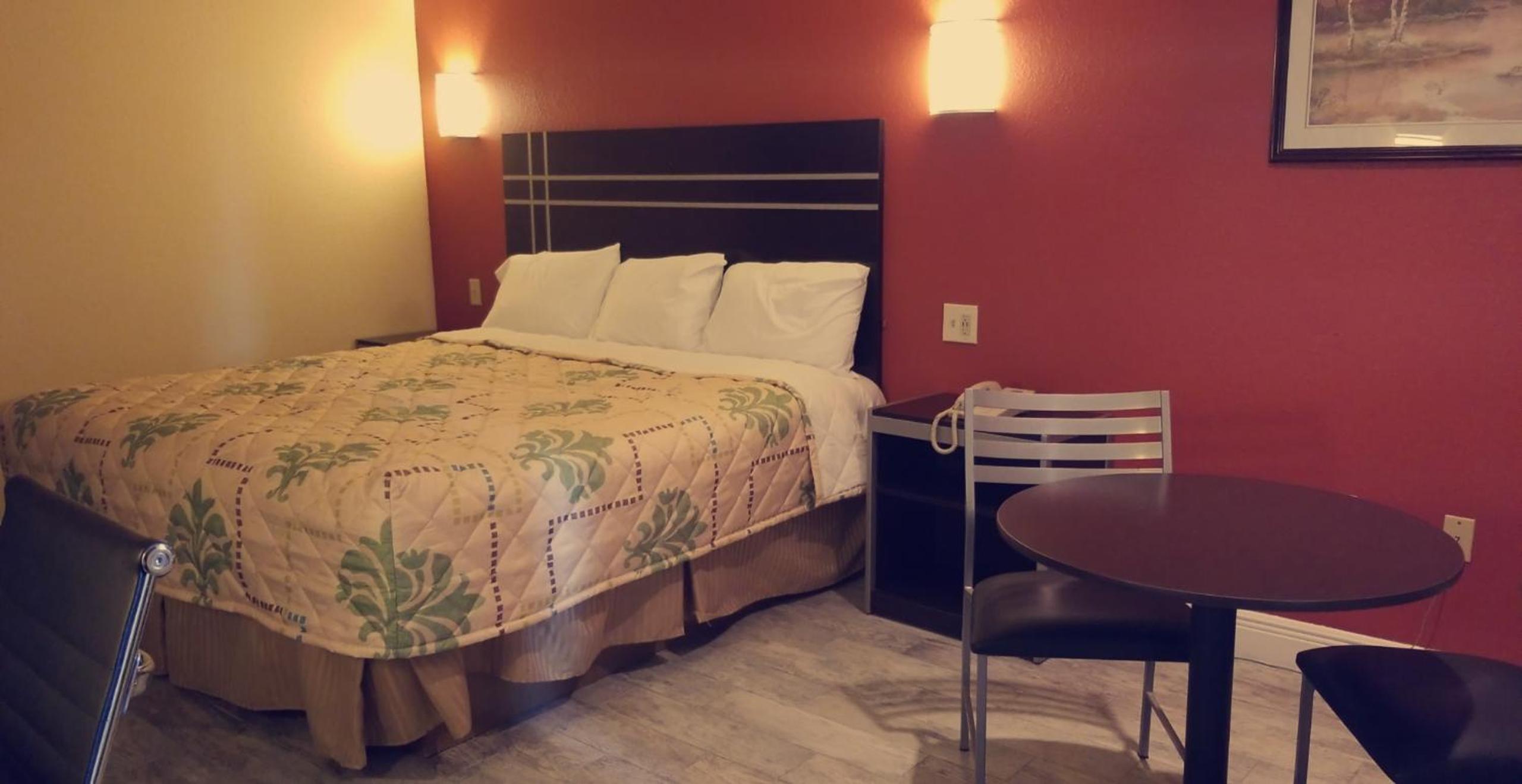 Single Room - Disability Access photo 2
