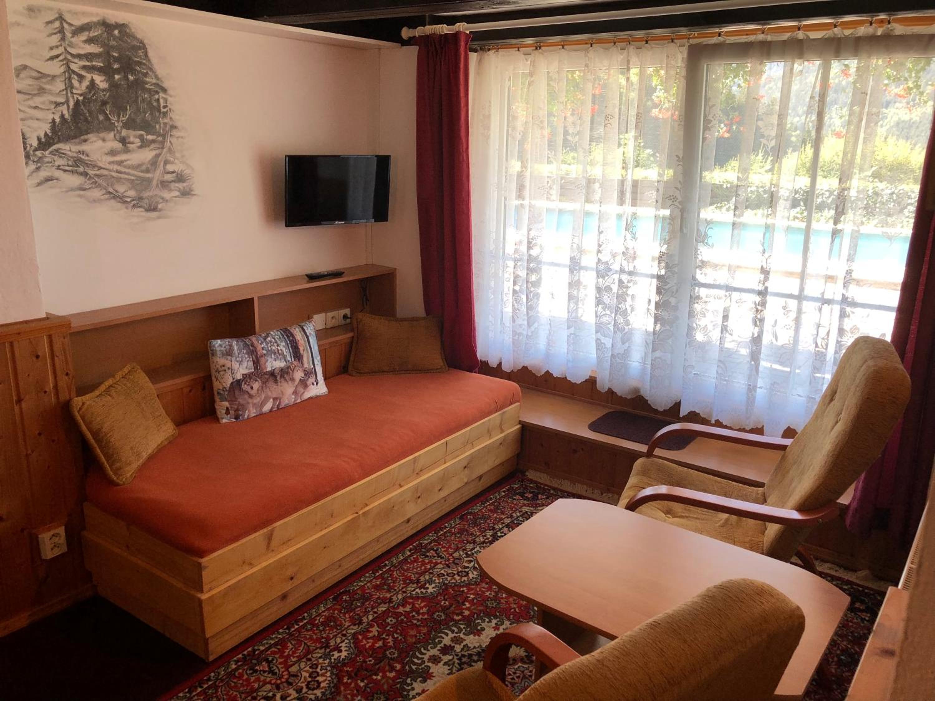 Apartment with Mountain View photo 1