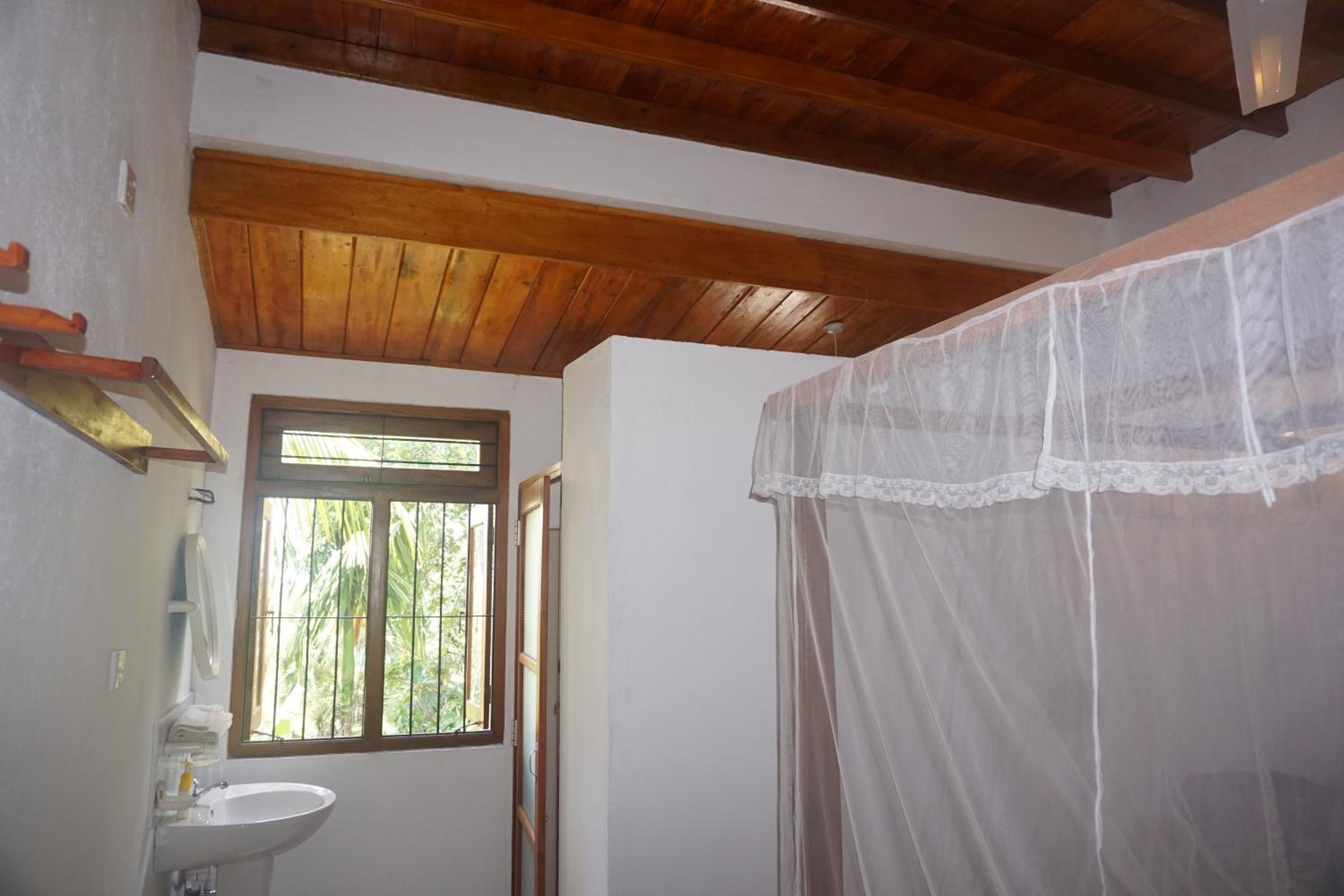 Budget Single Room photo 3