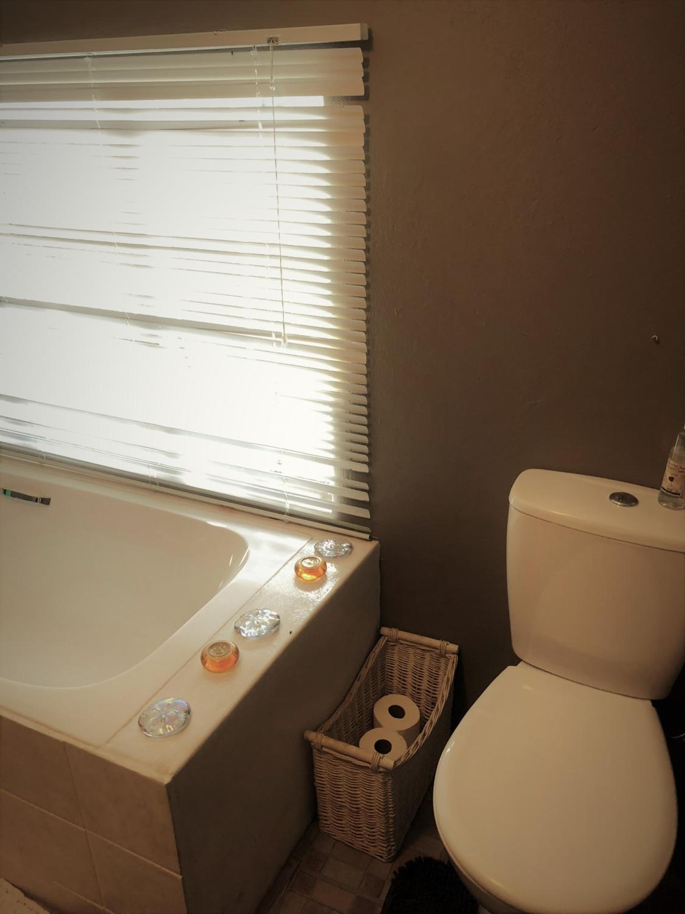 Two-Bedroom Chalet - Photo 4