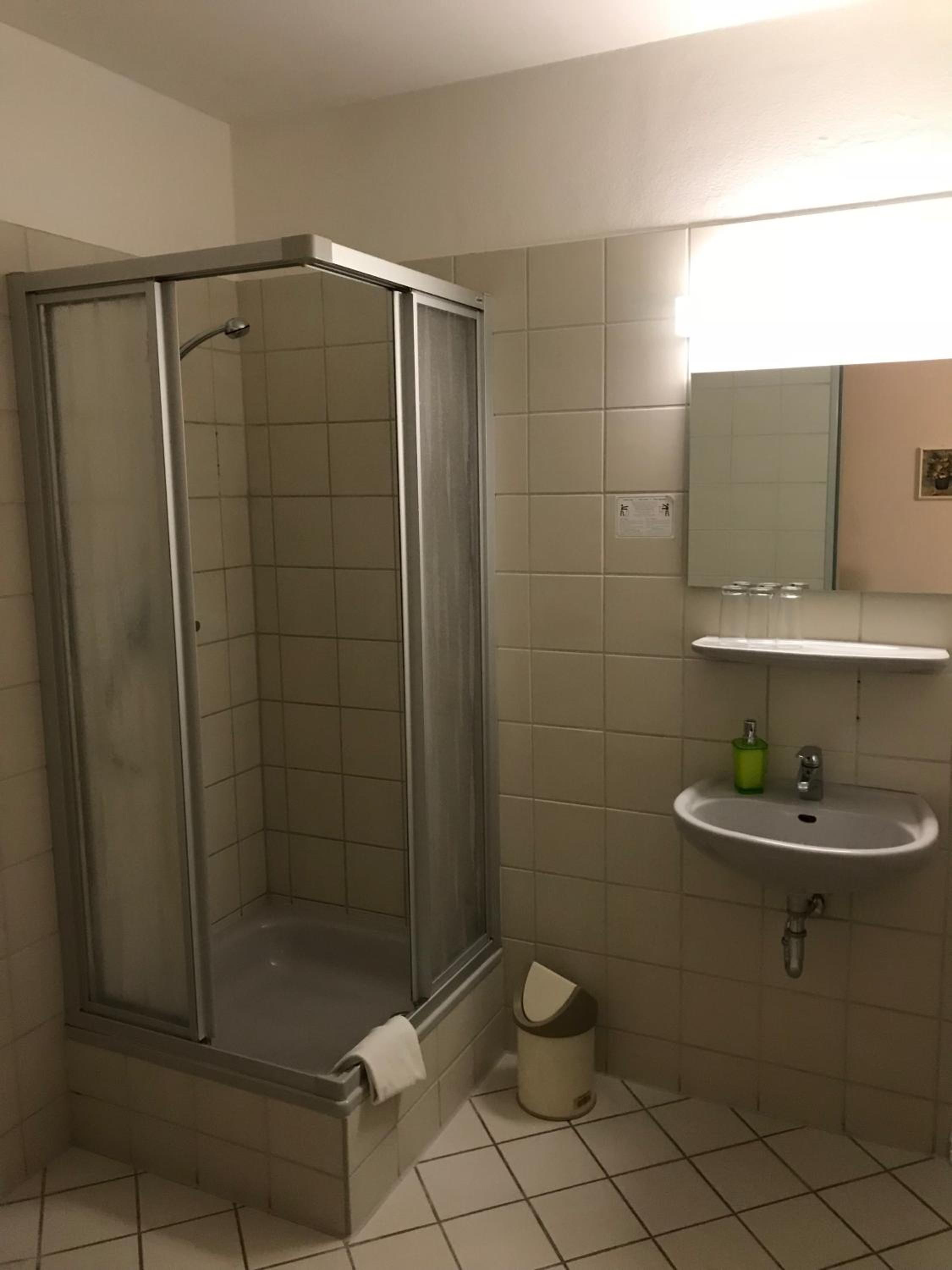 Classic Triple Room - Photo 2