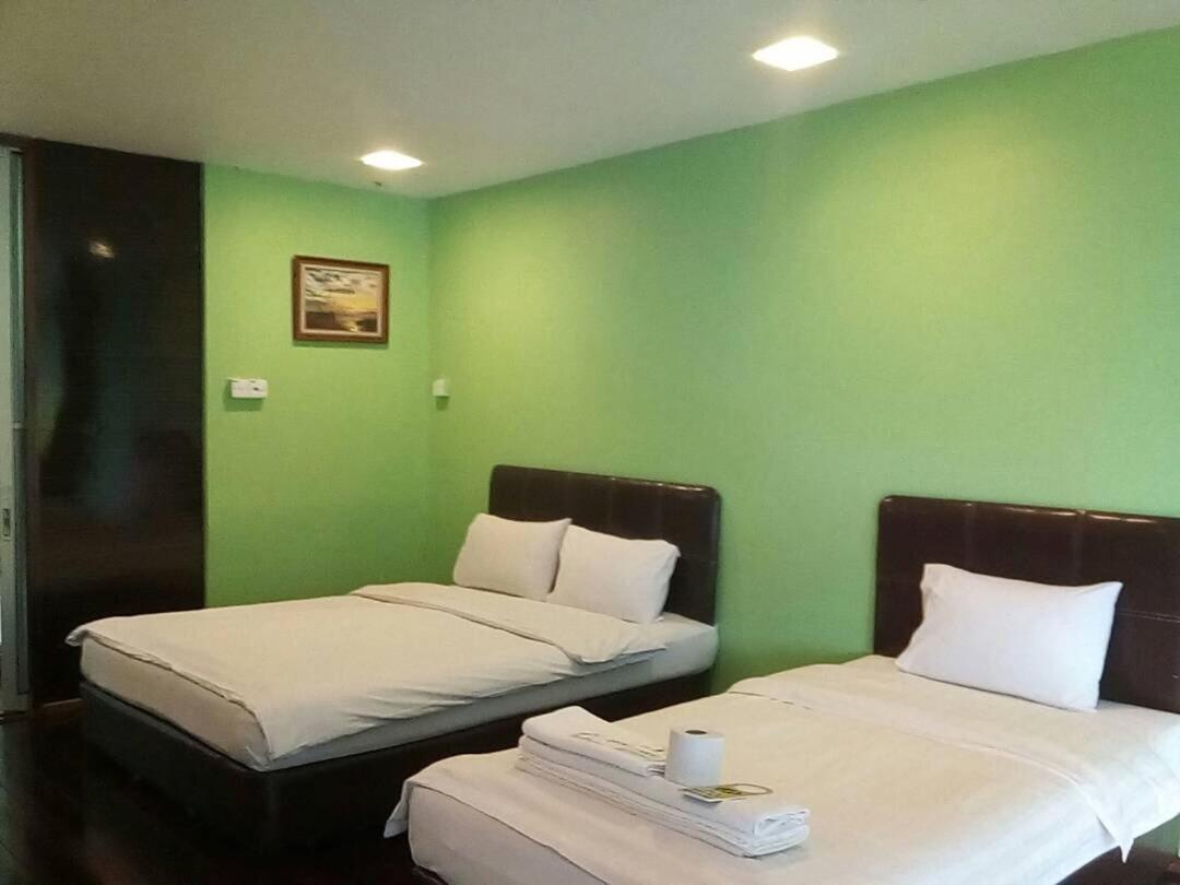 Superior Triple Room photo 3