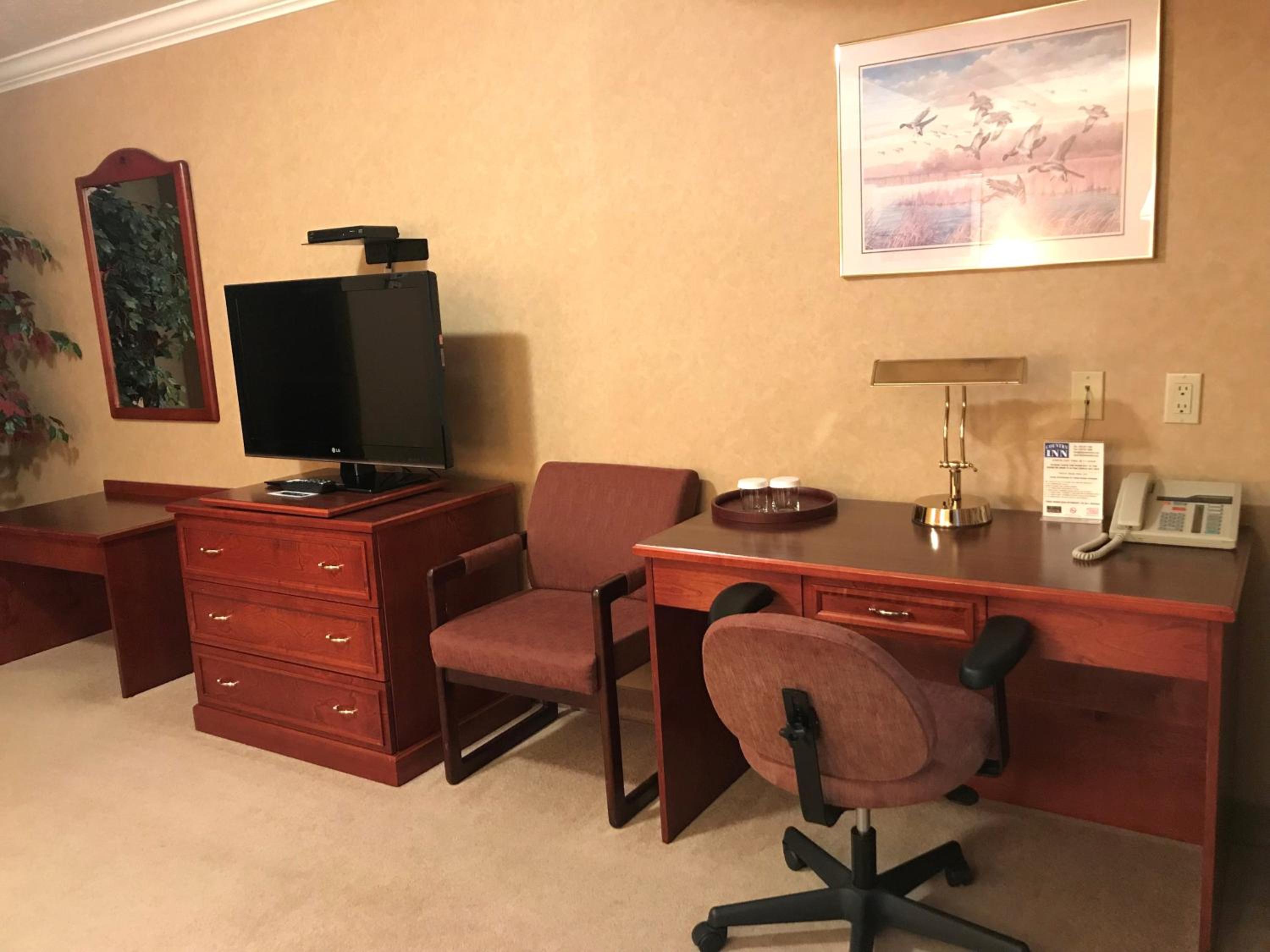 King Suite - Photo 5