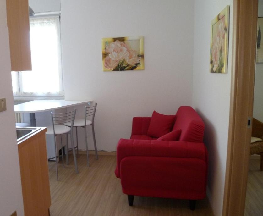 One-Bedroom Apartment (3 Adults) photo 3