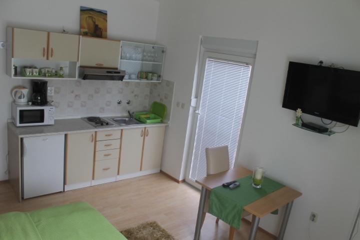 One-Bedroom Apartment with Terrace - Photo 1