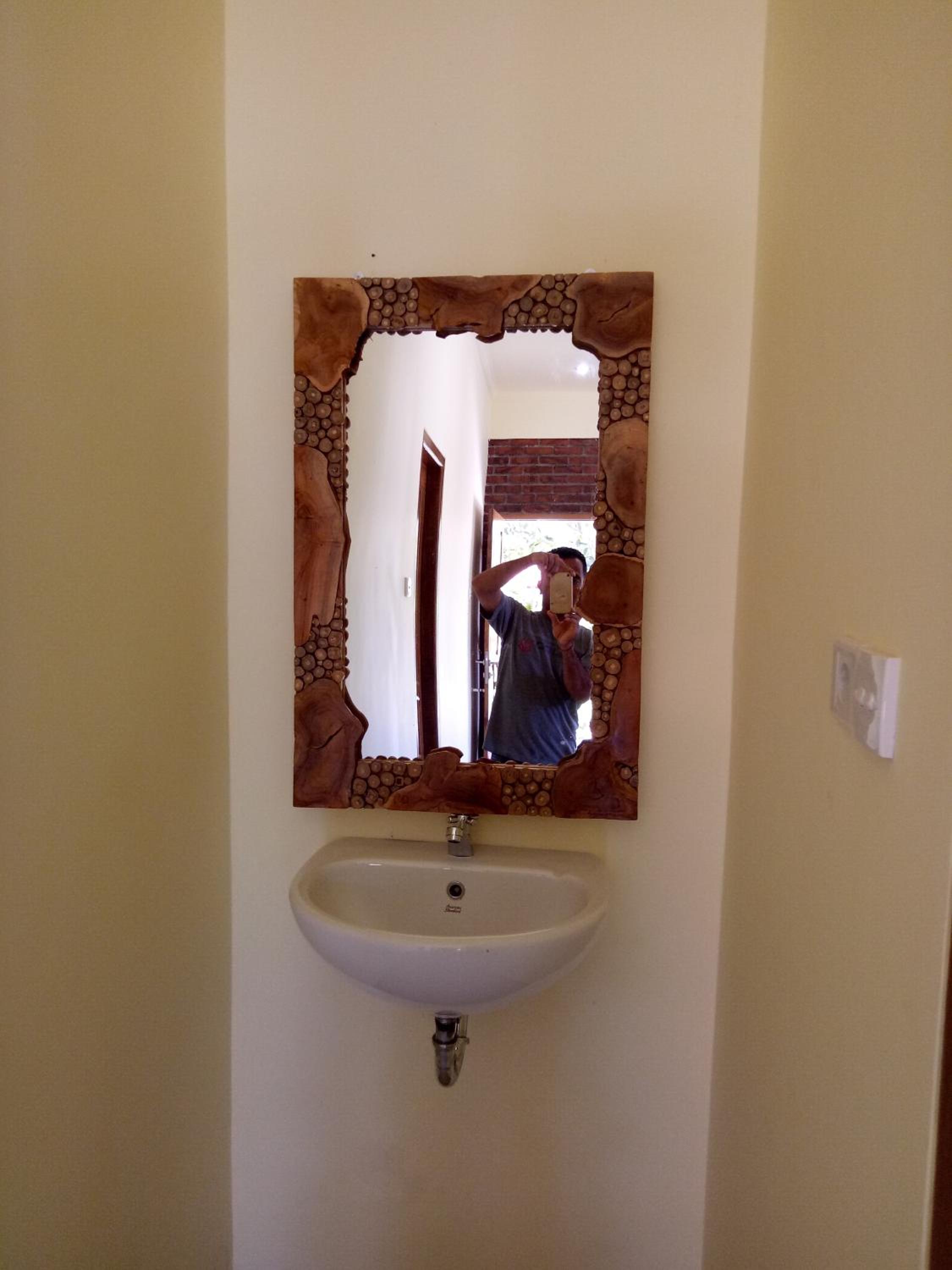 Deluxe King Suite - Photo 16