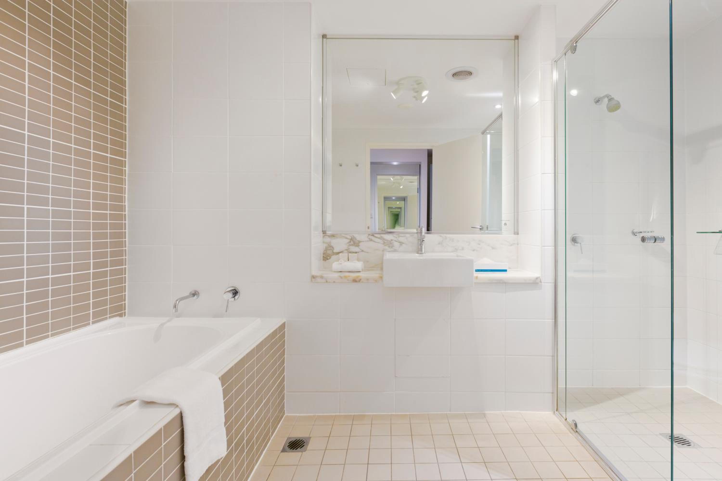 Family Suite - Photo 7