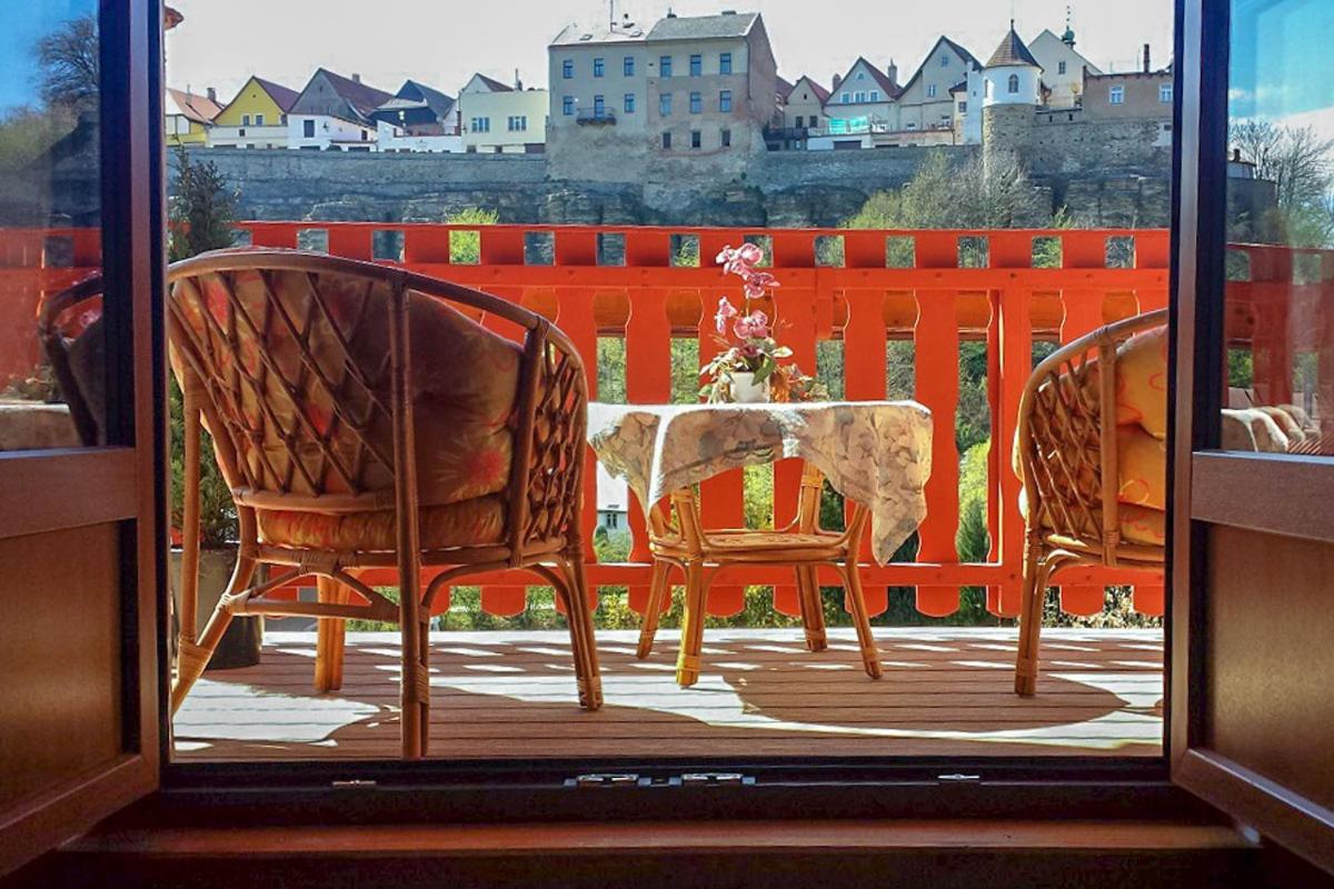 King Suite with Balcony photo 1