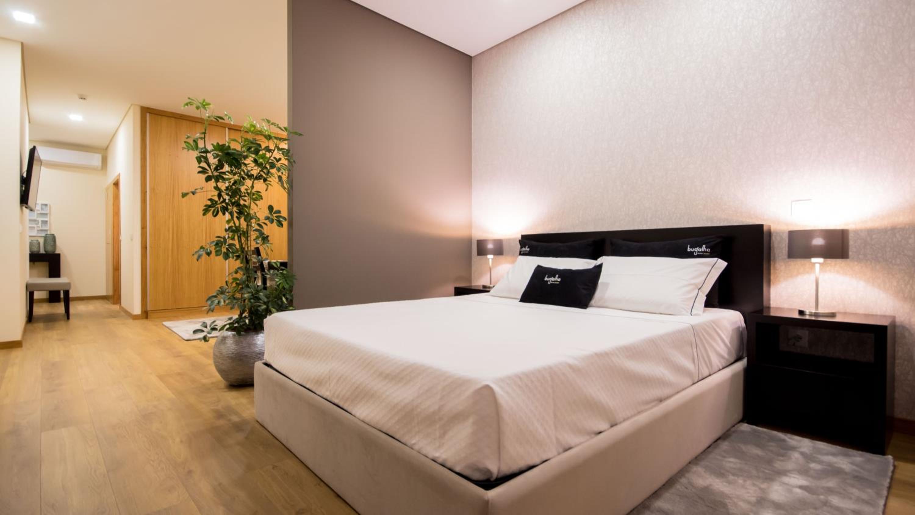 Loft - Photo 1