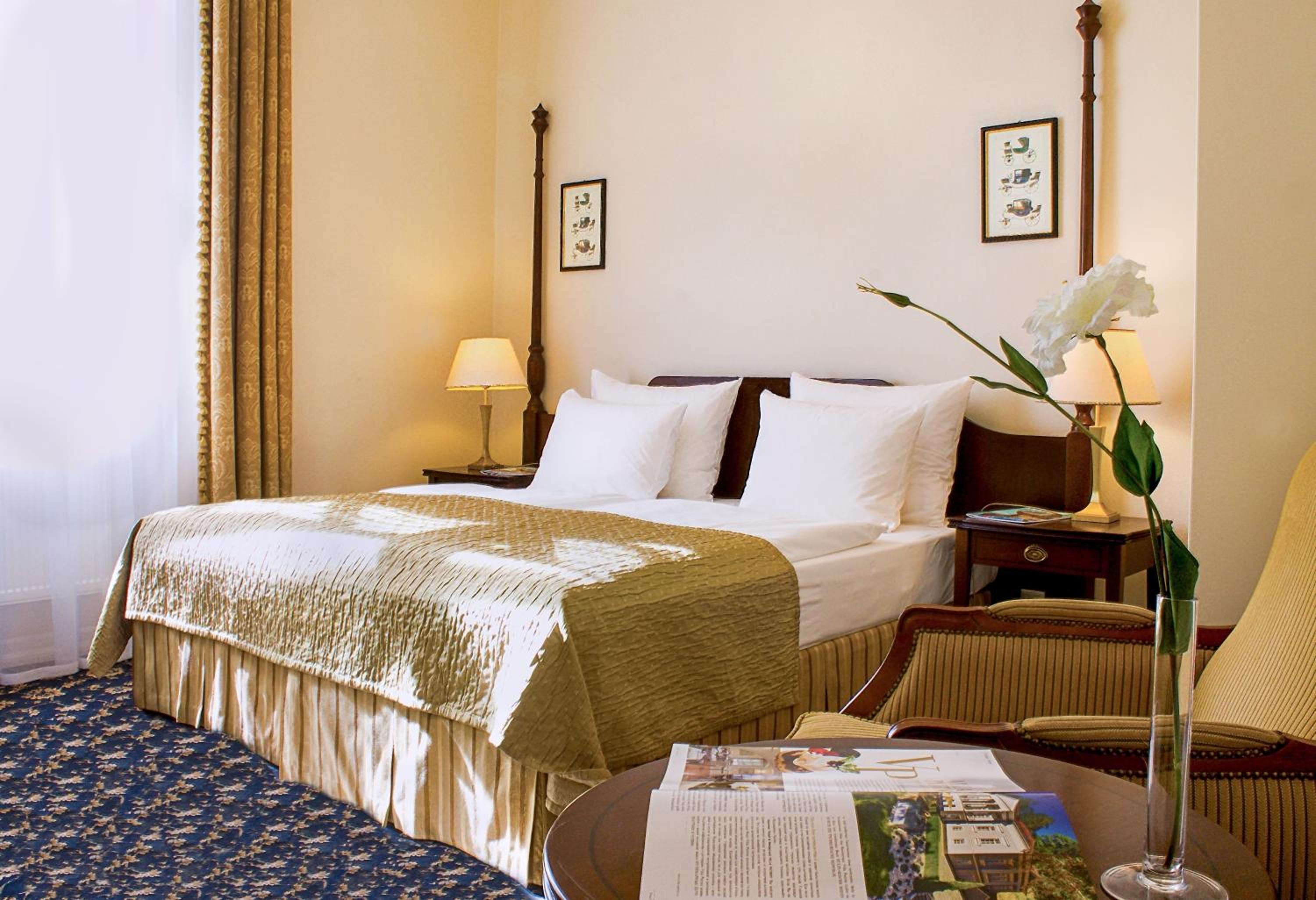 Double Room - Photo 5