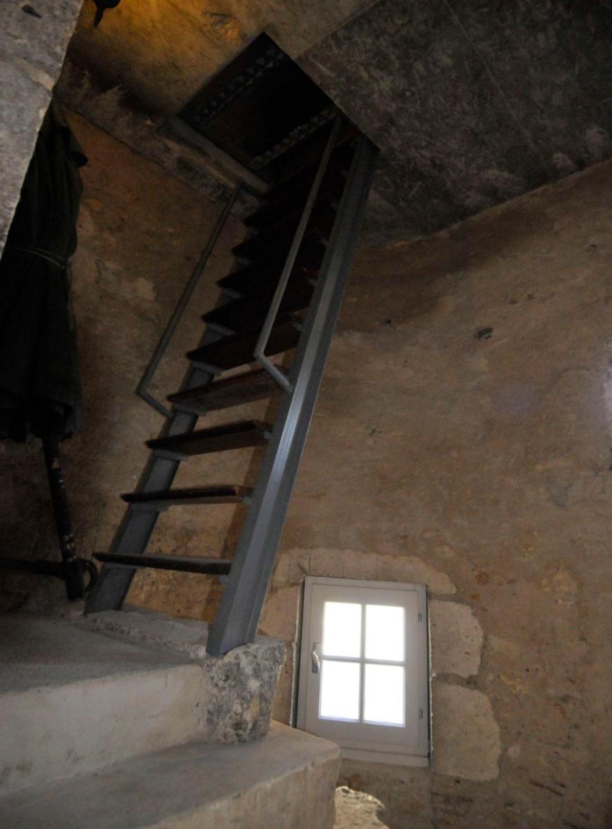Apartment - Split Level