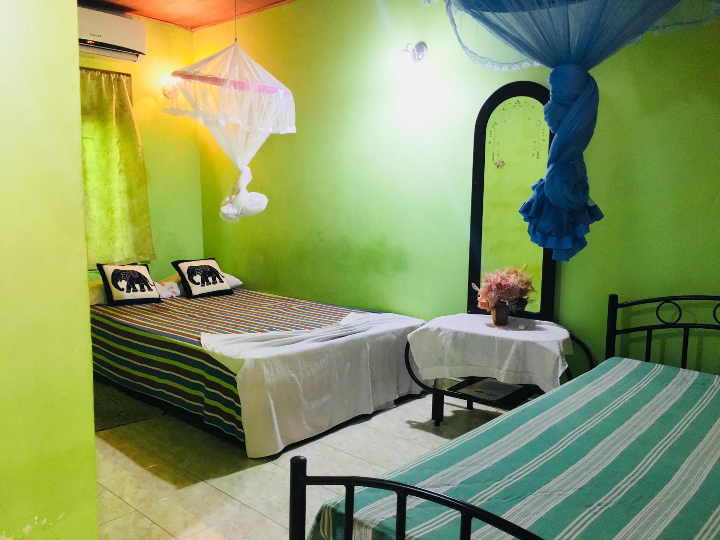 Quarto Duplo Standard com Ar-condicionado e Água Quente