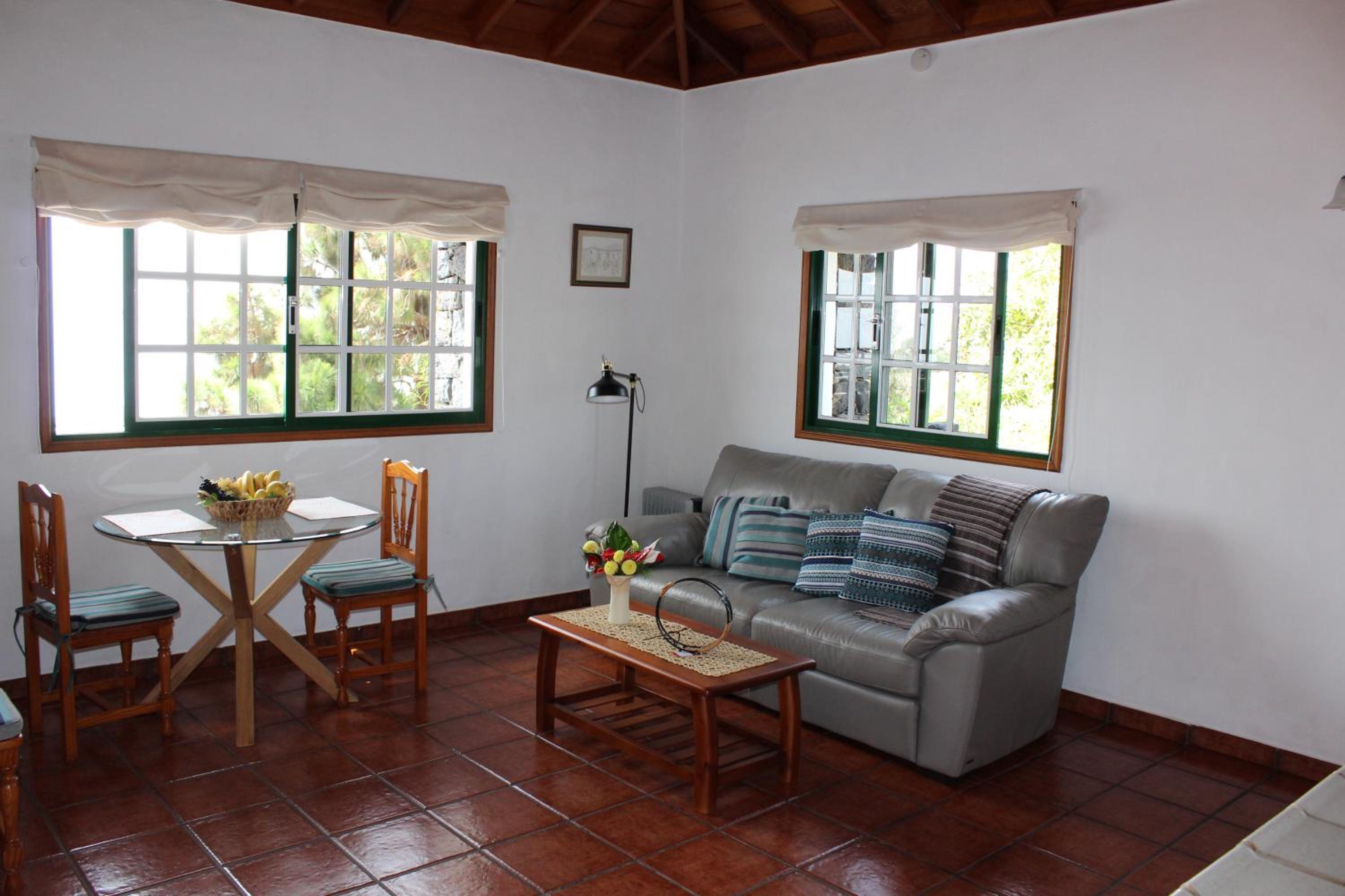 Bungalow (2 Adults)