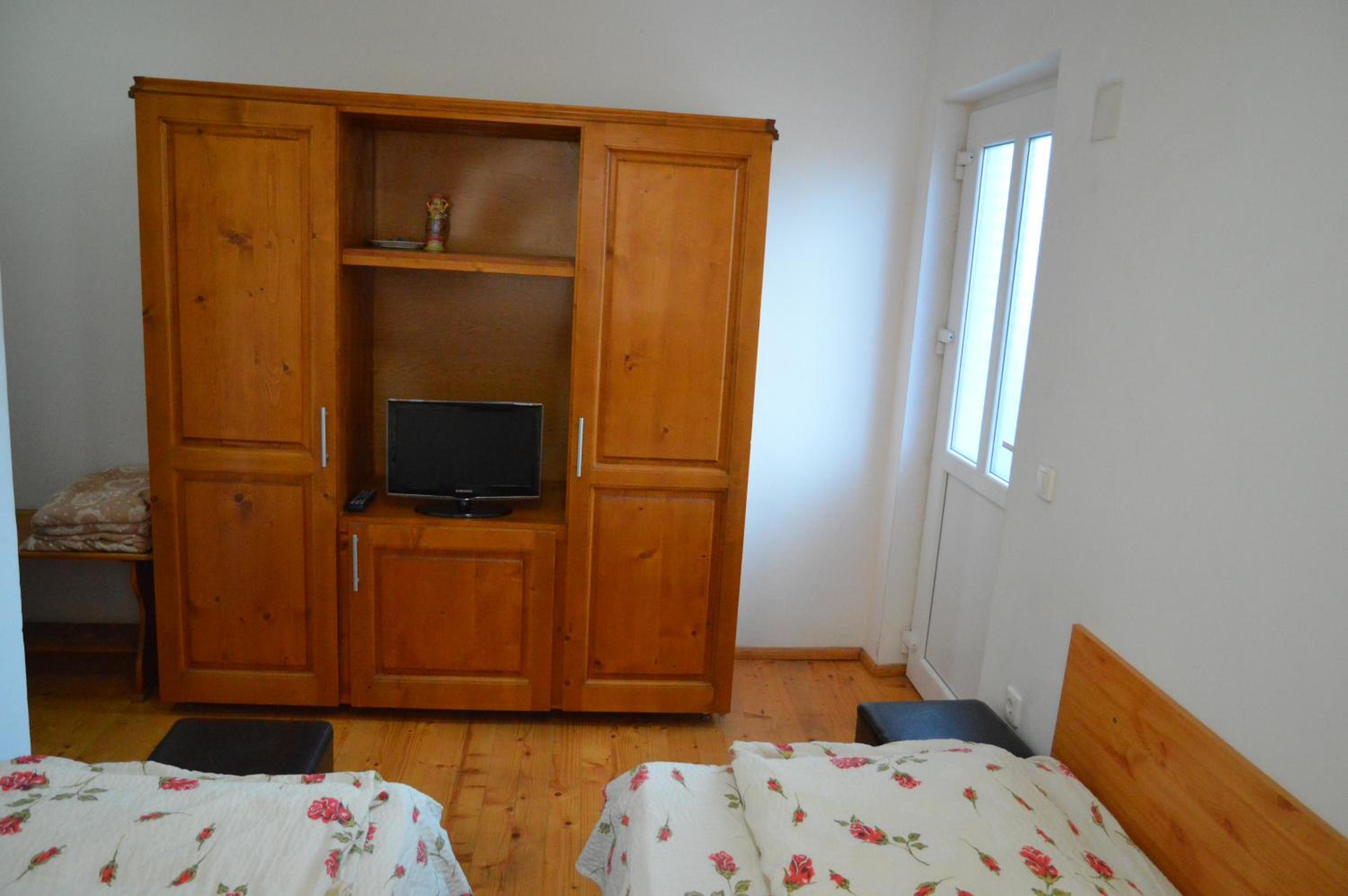 Standard Twin Room photo 2