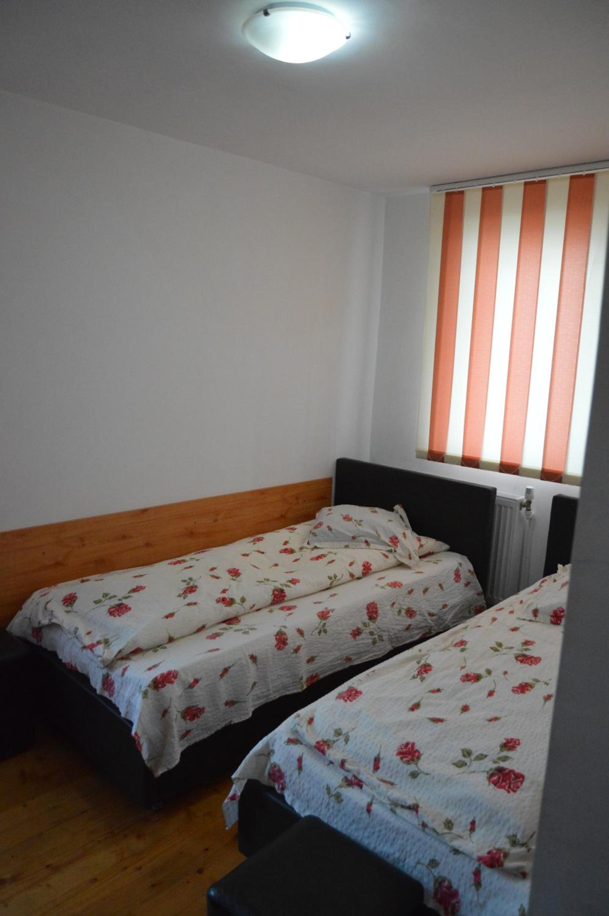 Standard Twin Room photo 3