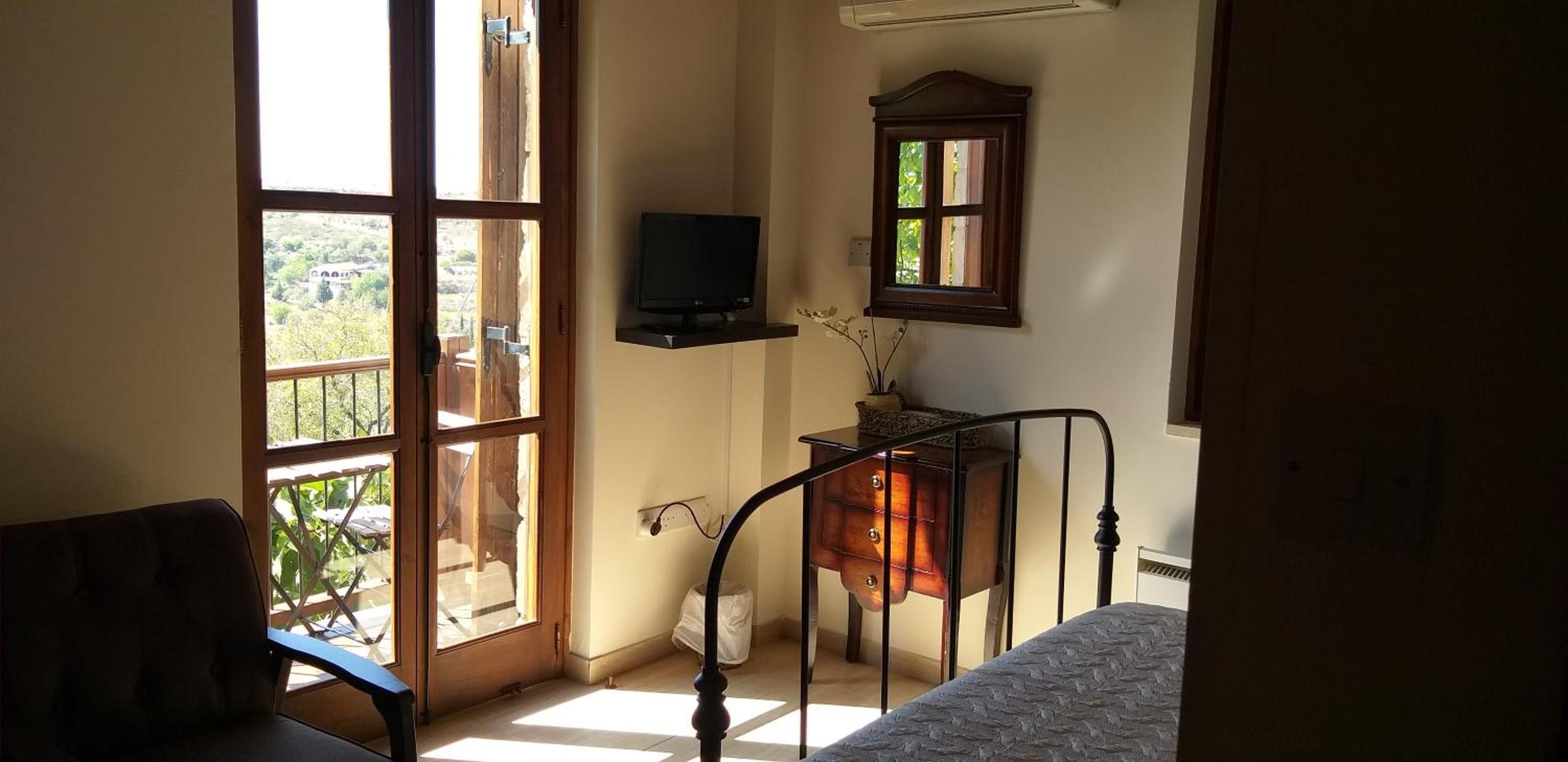 Two-Bedroom House photo 2