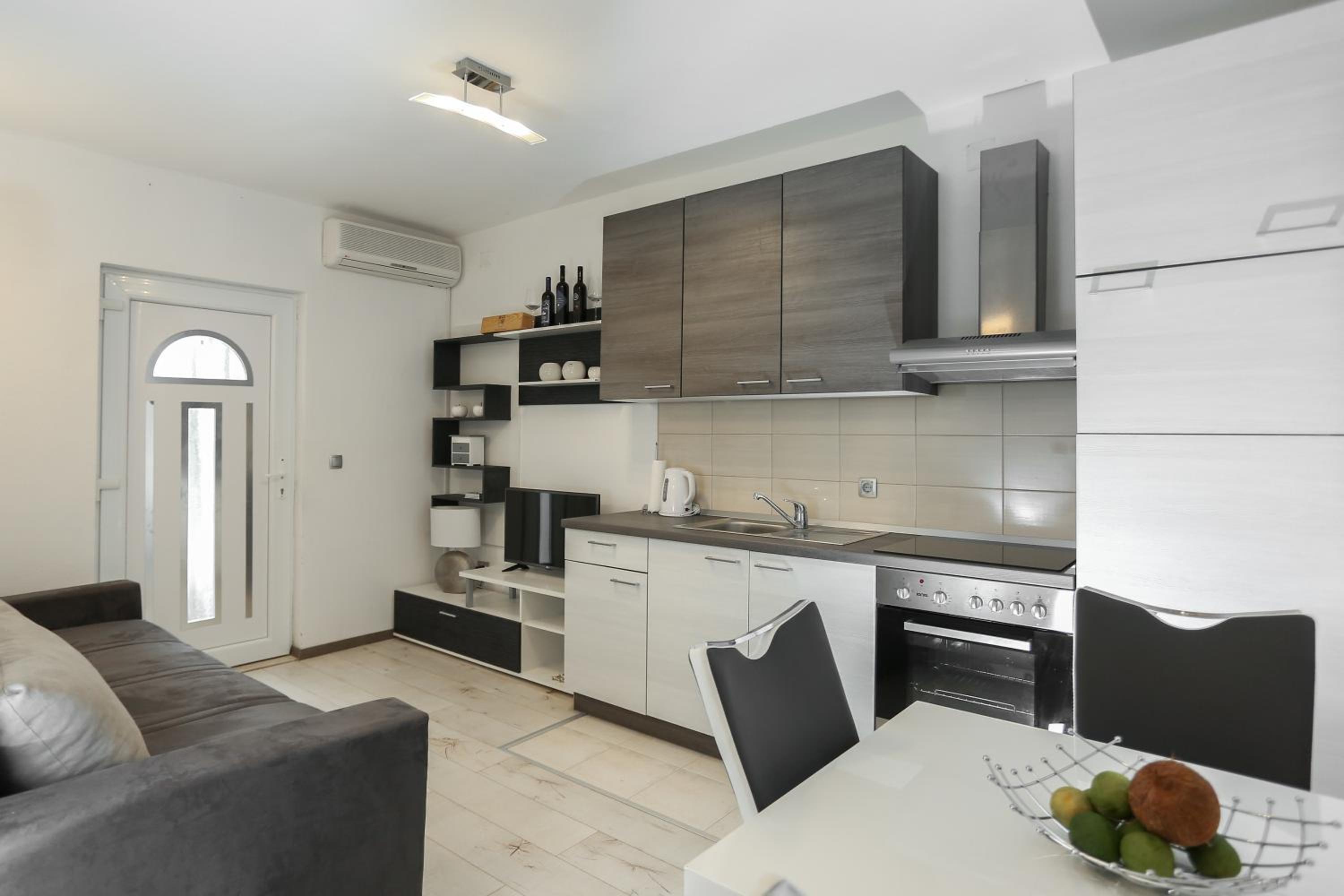 Apartment with Sea View photo 3