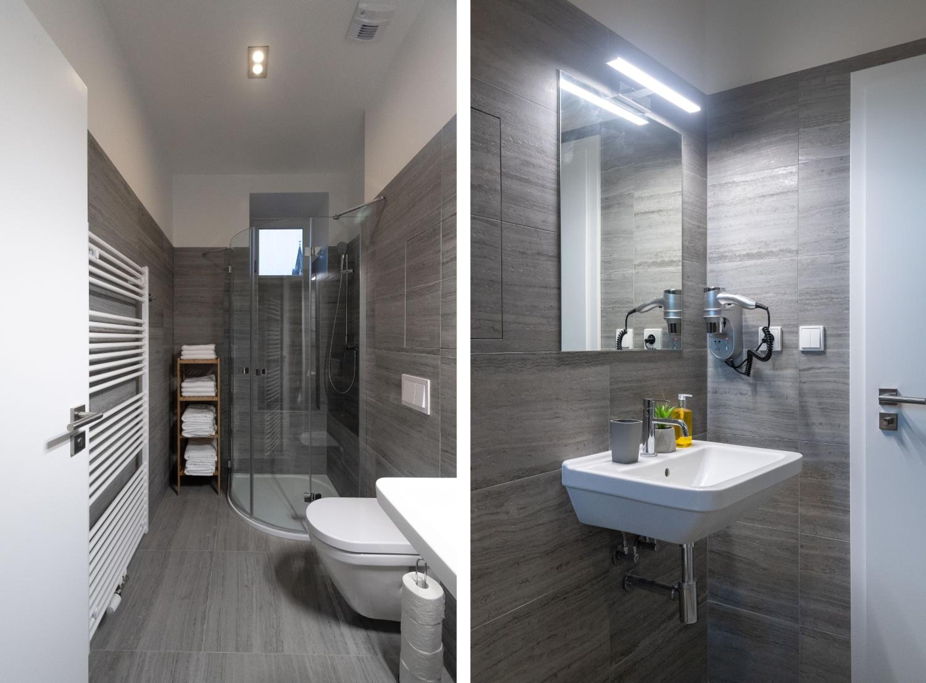 Deluxe One Bedroom Apartment thumbnail 6
