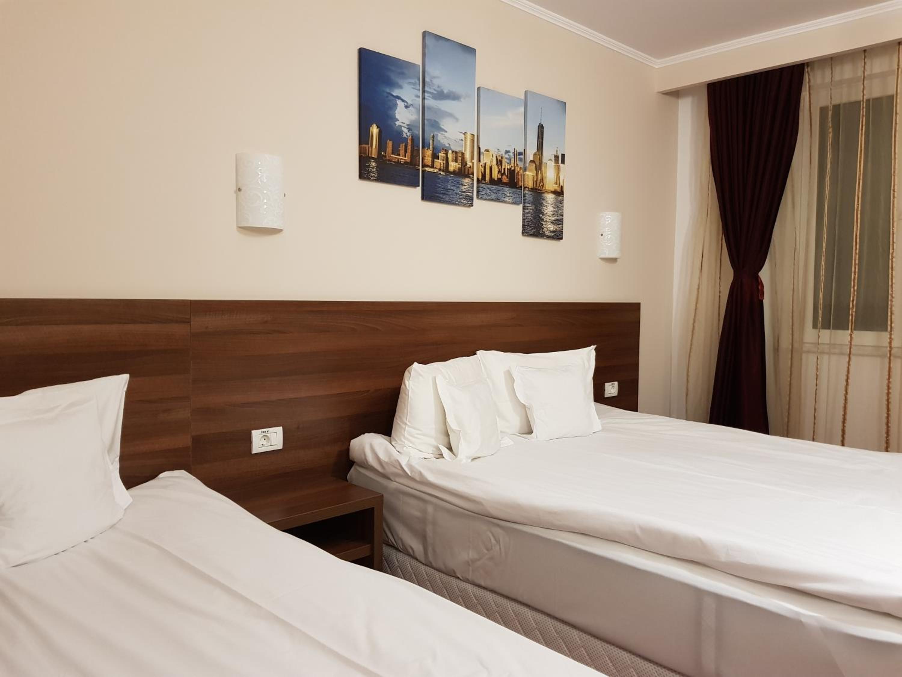 Standard Triple Room - Photo 1