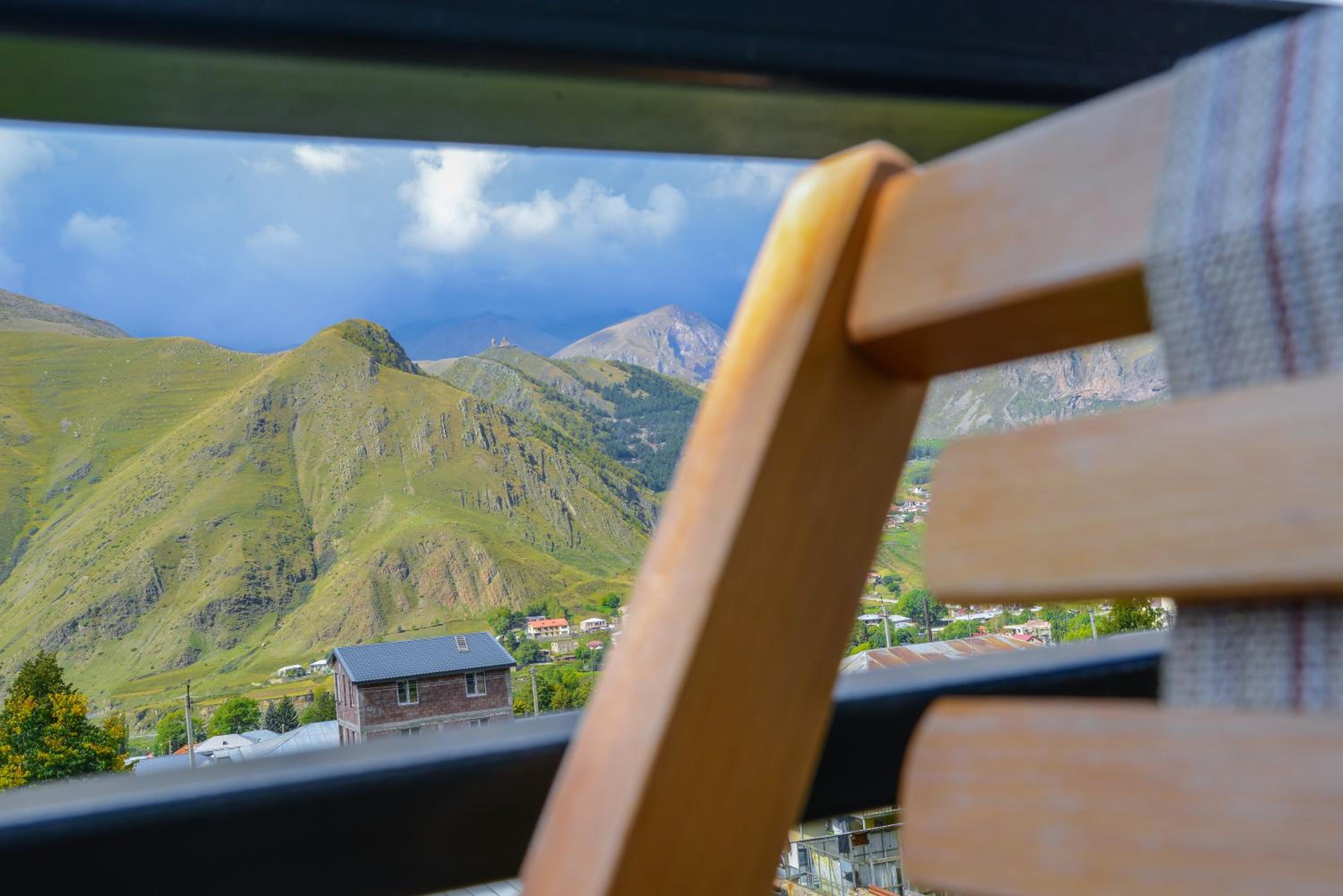 Double Room with Mountain View - Photo 7