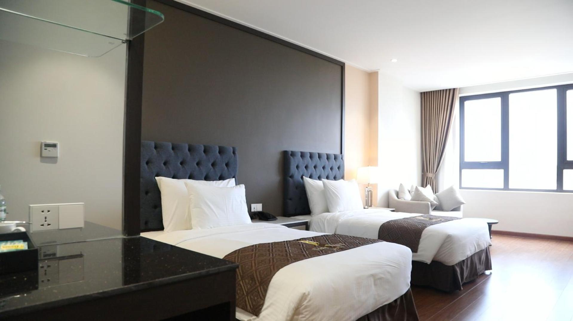 Deluxe Twin Room photo 3