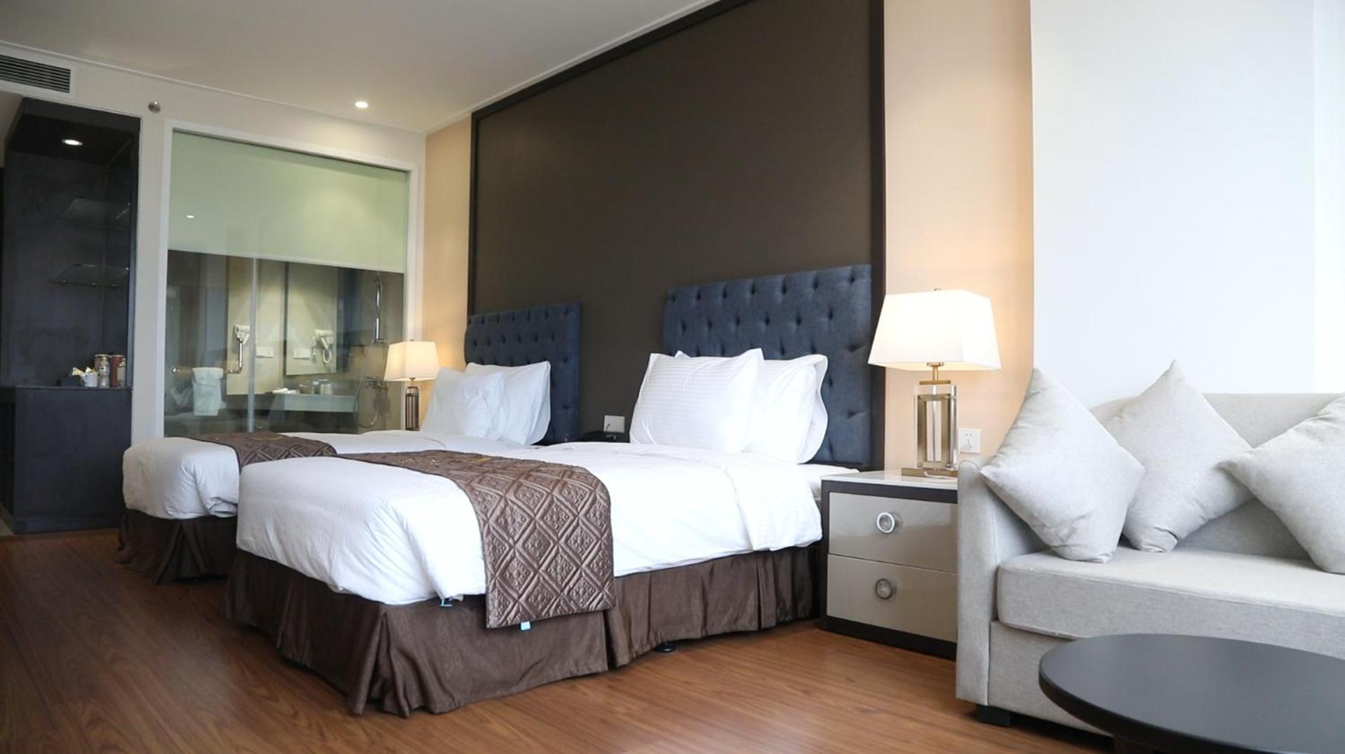 Deluxe Twin Room photo 3
