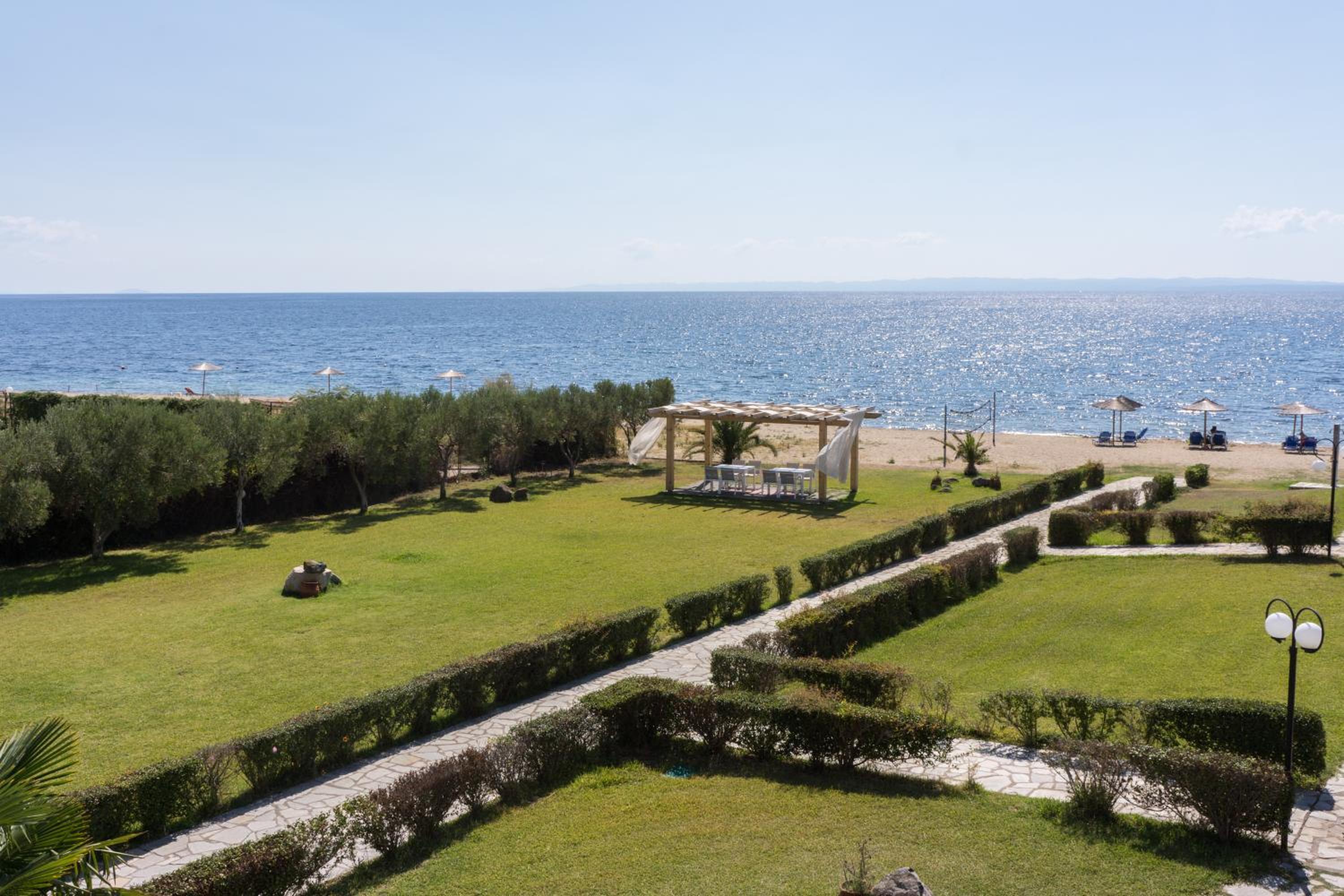 Sea View Apartment with Terrace - Photo 4