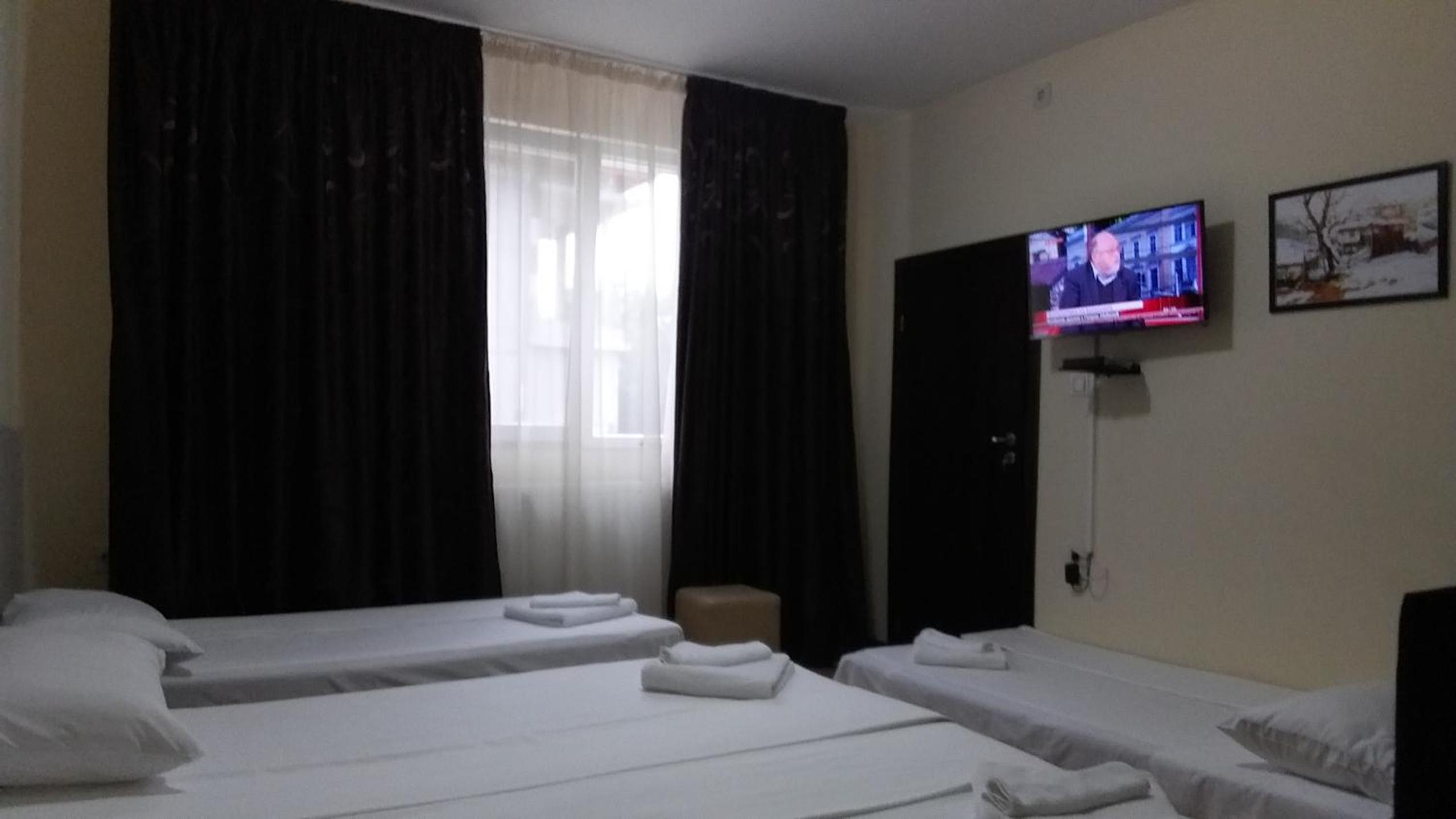 Quadruple Room with Terrace photo 3