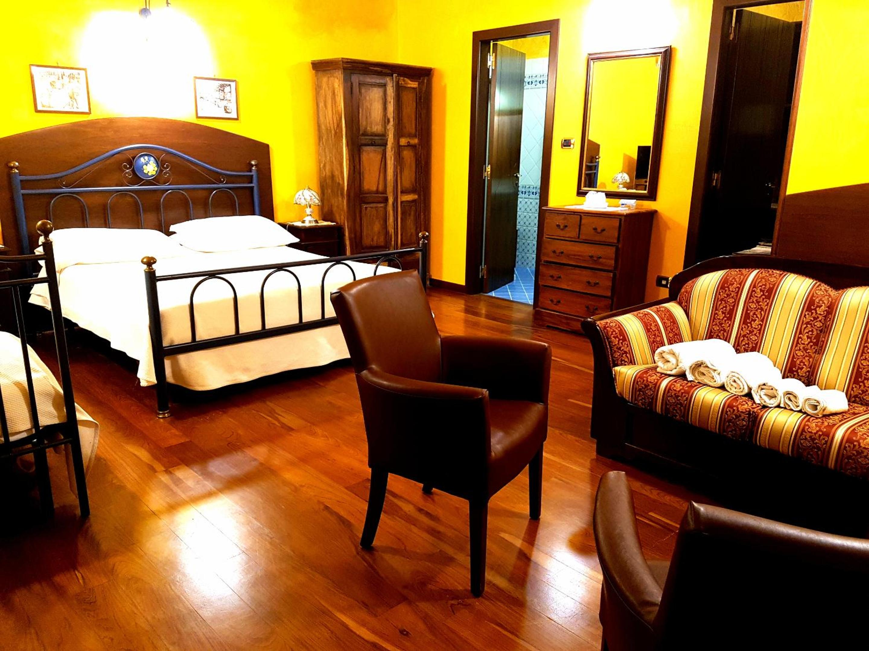 Suite photo 1