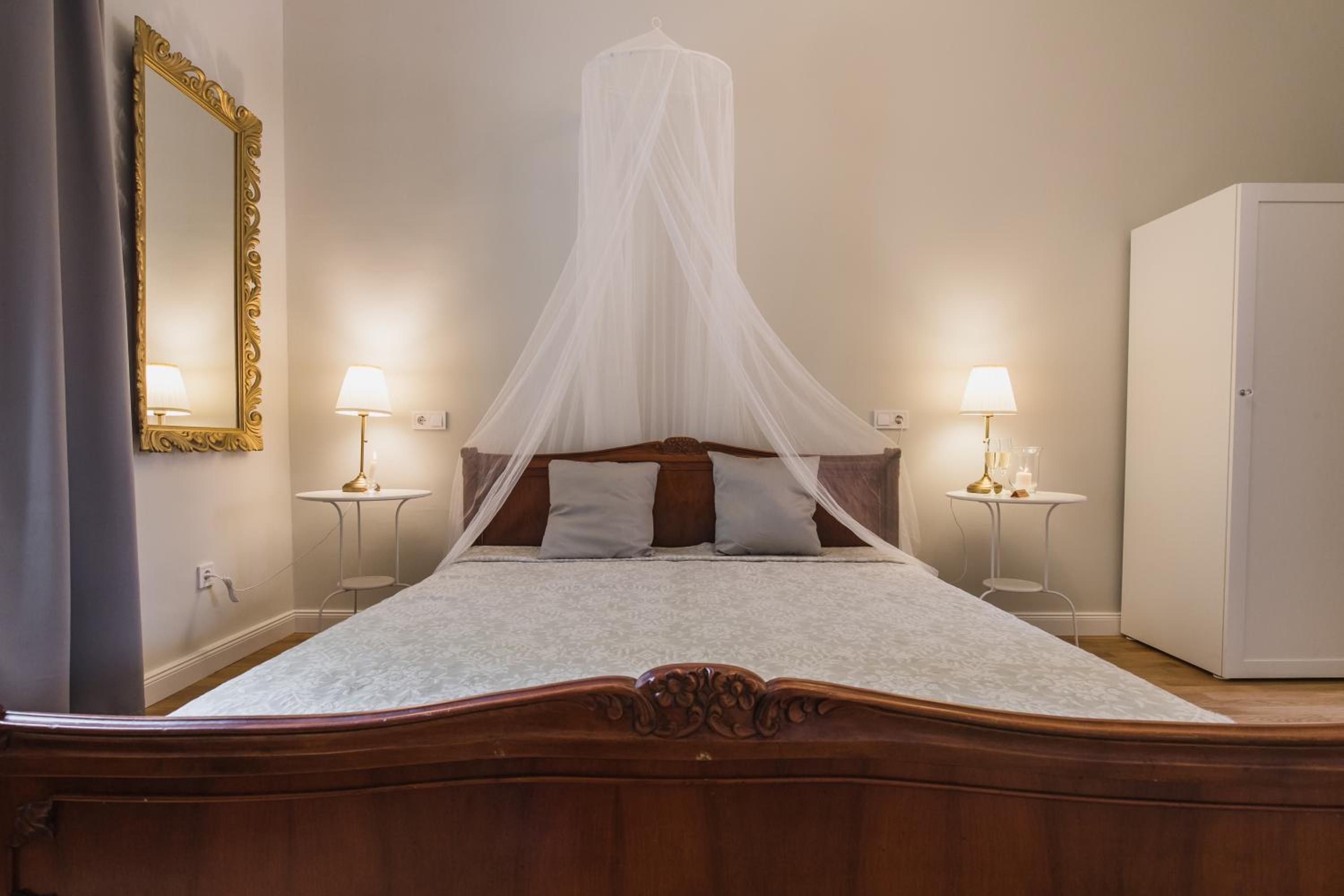 Deluxe Double Room with Castle View