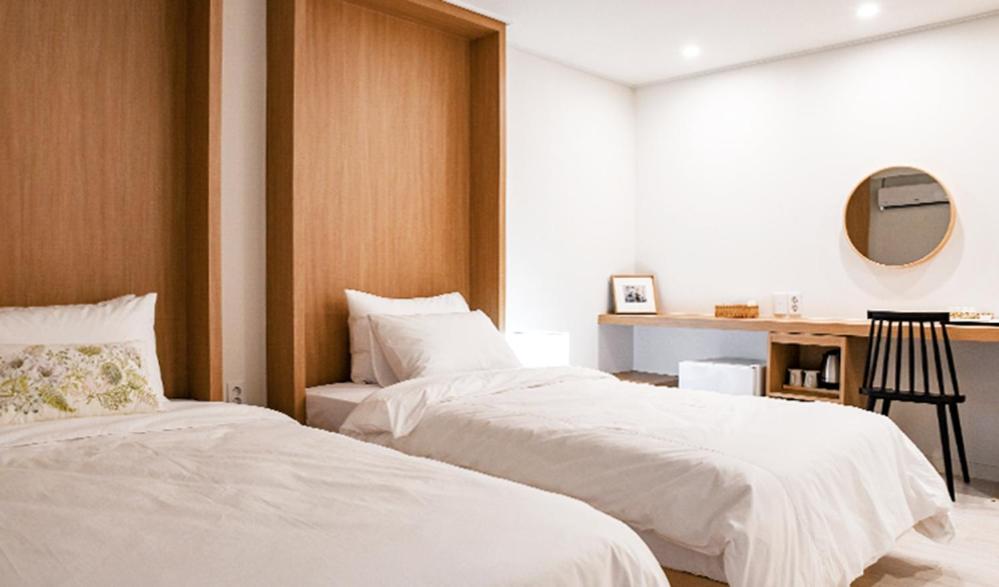 Deluxe Twin Room - Photo 3