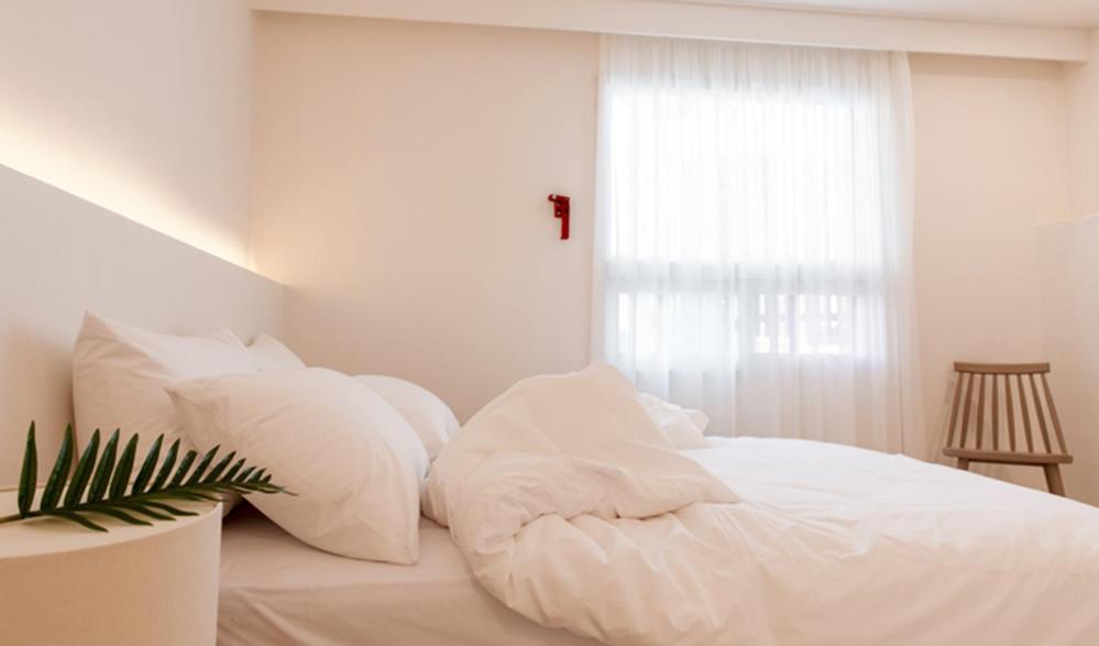 Standard Double Room - Photo 7