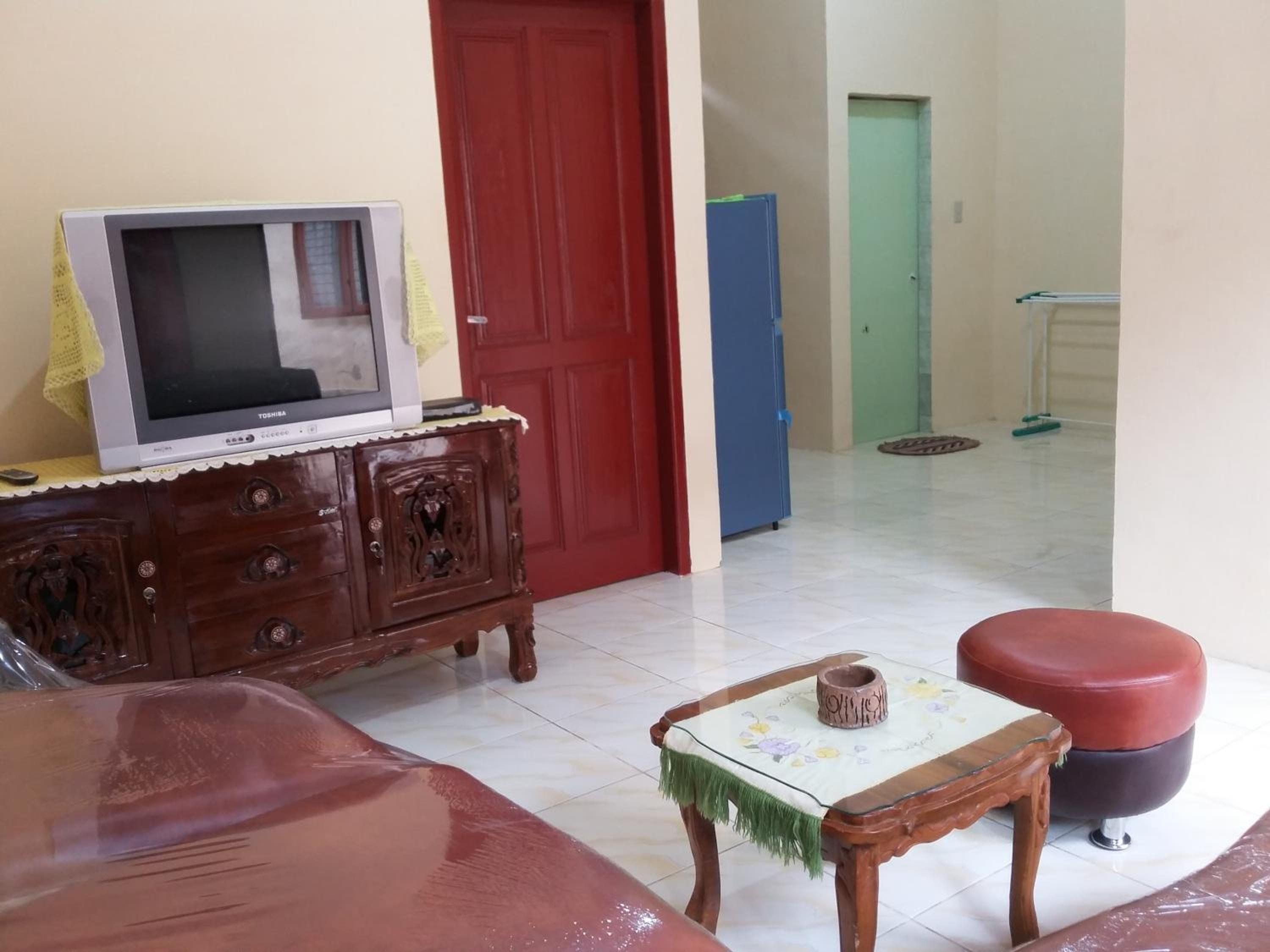Family Room with Mountain View - Photo 11